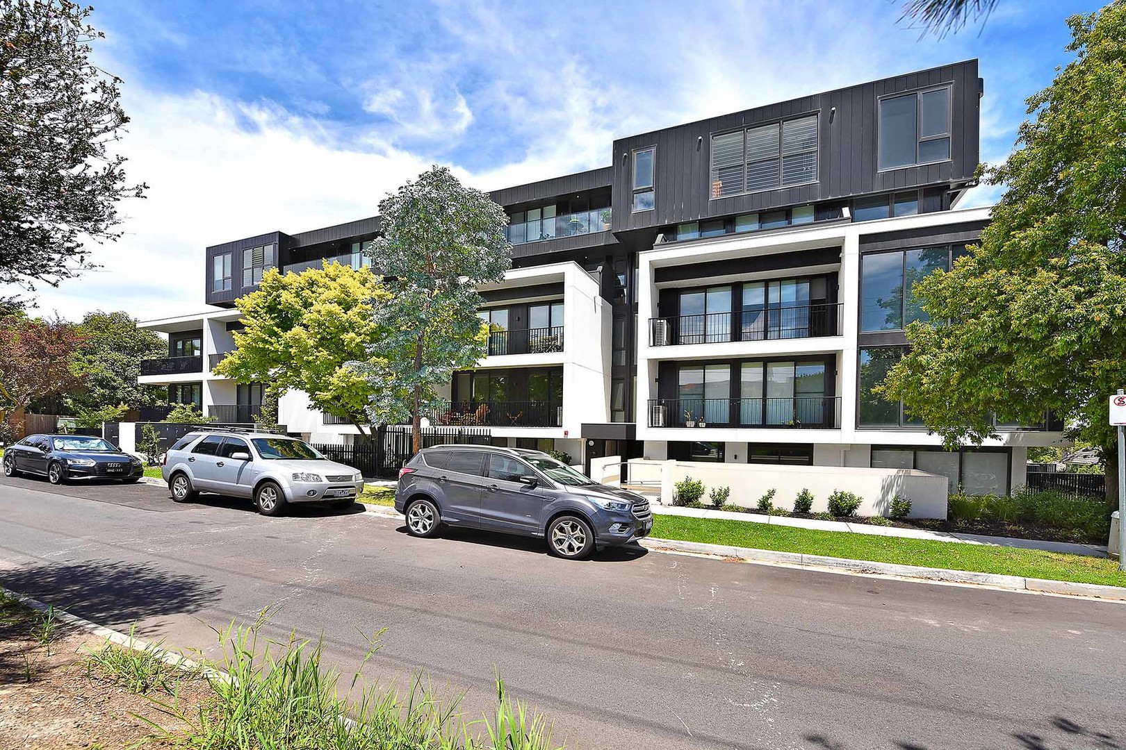 209/1 Charlnet DriveVermont South, VIC 3133, Vermont South - Thumbnail 8