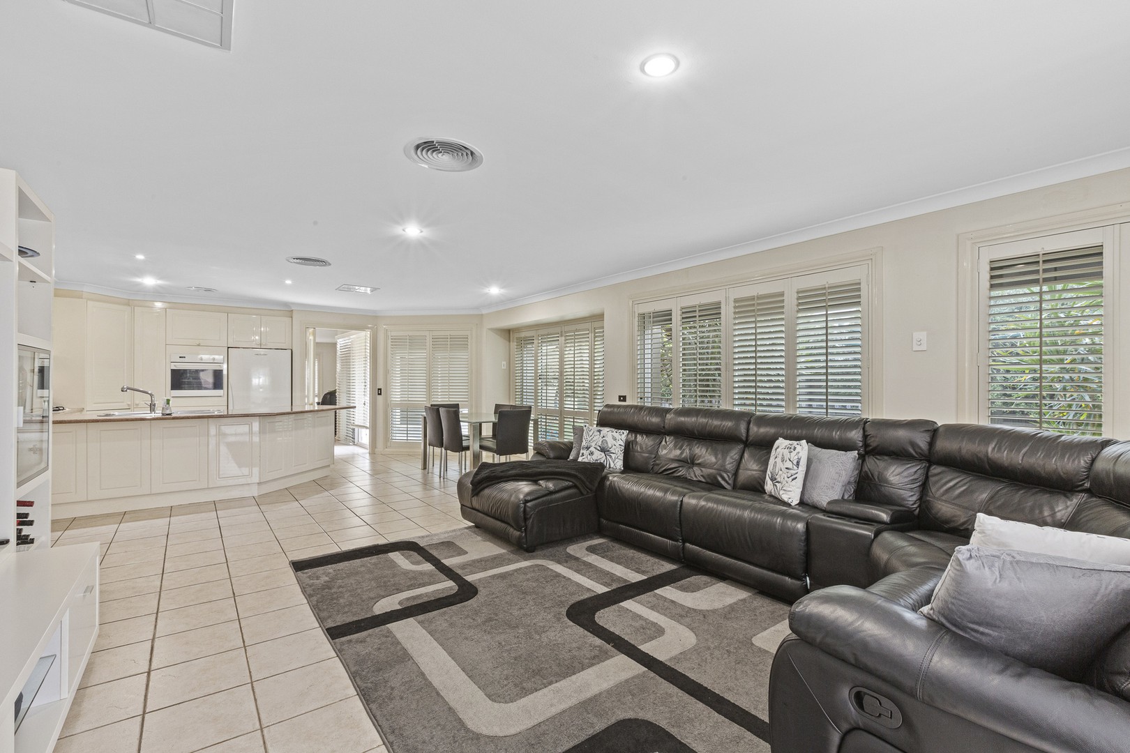 4 Leichardt CloseTaylors Lakes, VIC 3038, Taylors Lakes - Thumbnail 5