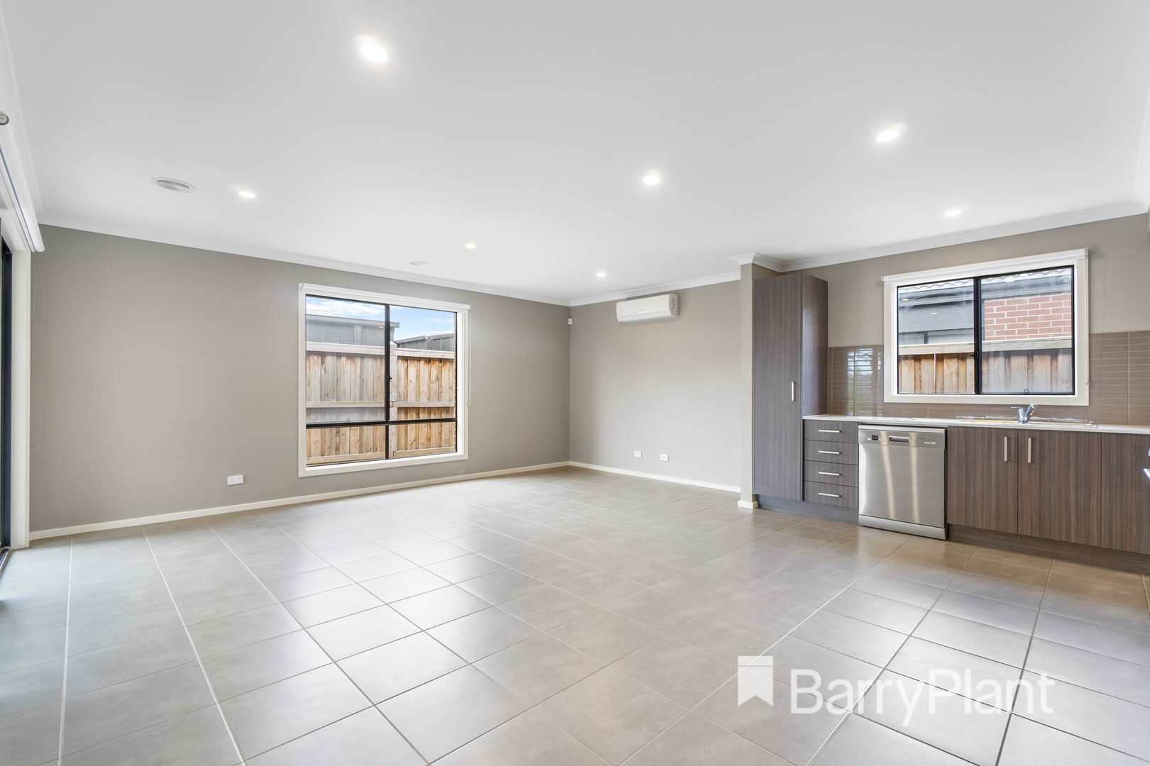 13 Stonecrop WayWyndham Vale, VIC 3024, Wyndham Vale - Thumbnail 5