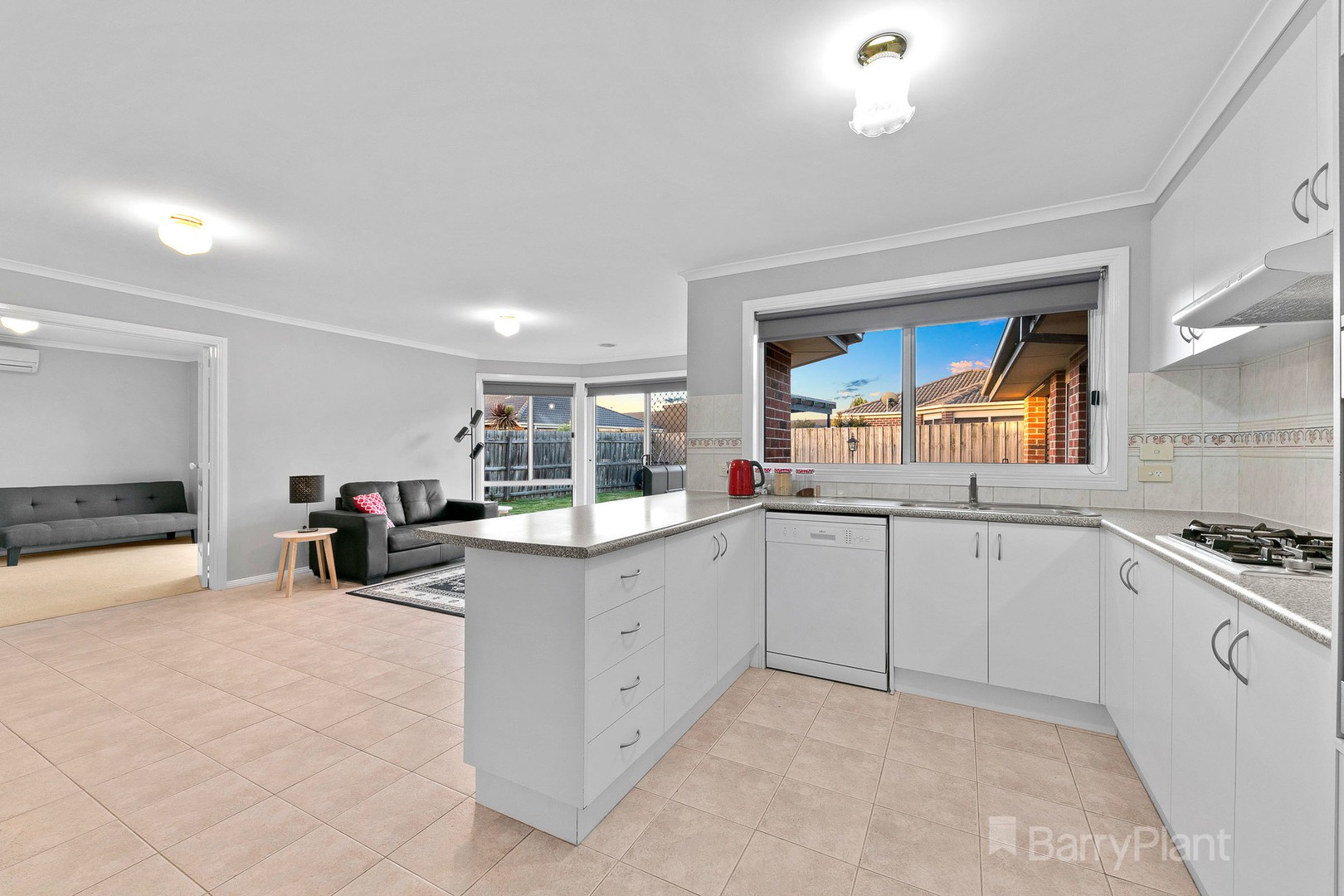13 Stanton CourtPakenham, VIC 3810, Pakenham - Thumbnail 2