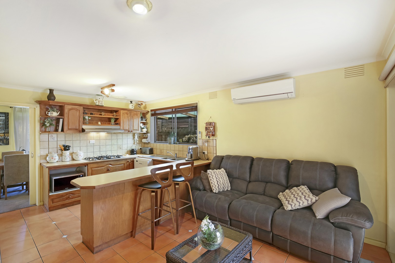 69 Rosedale DriveLalor, VIC 3075, Lalor - Thumbnail 3