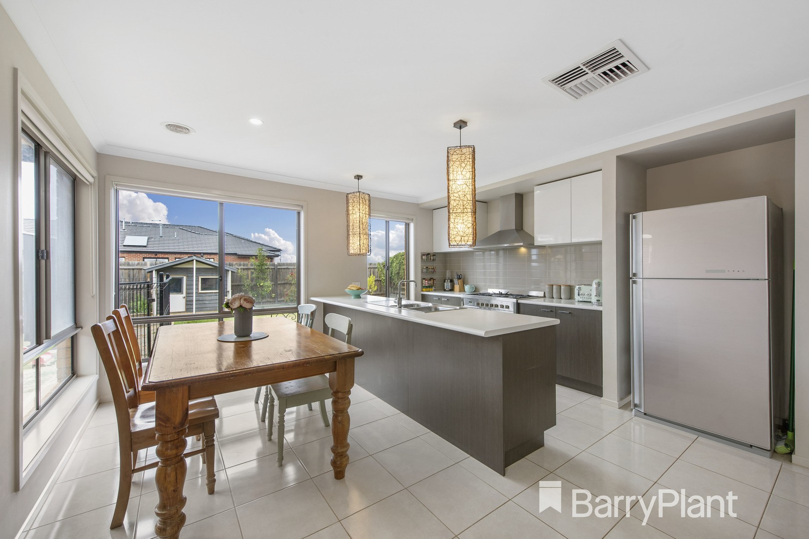 31 Mapleton BoulevardMelton South, VIC 3338, Melton South - Thumbnail 4