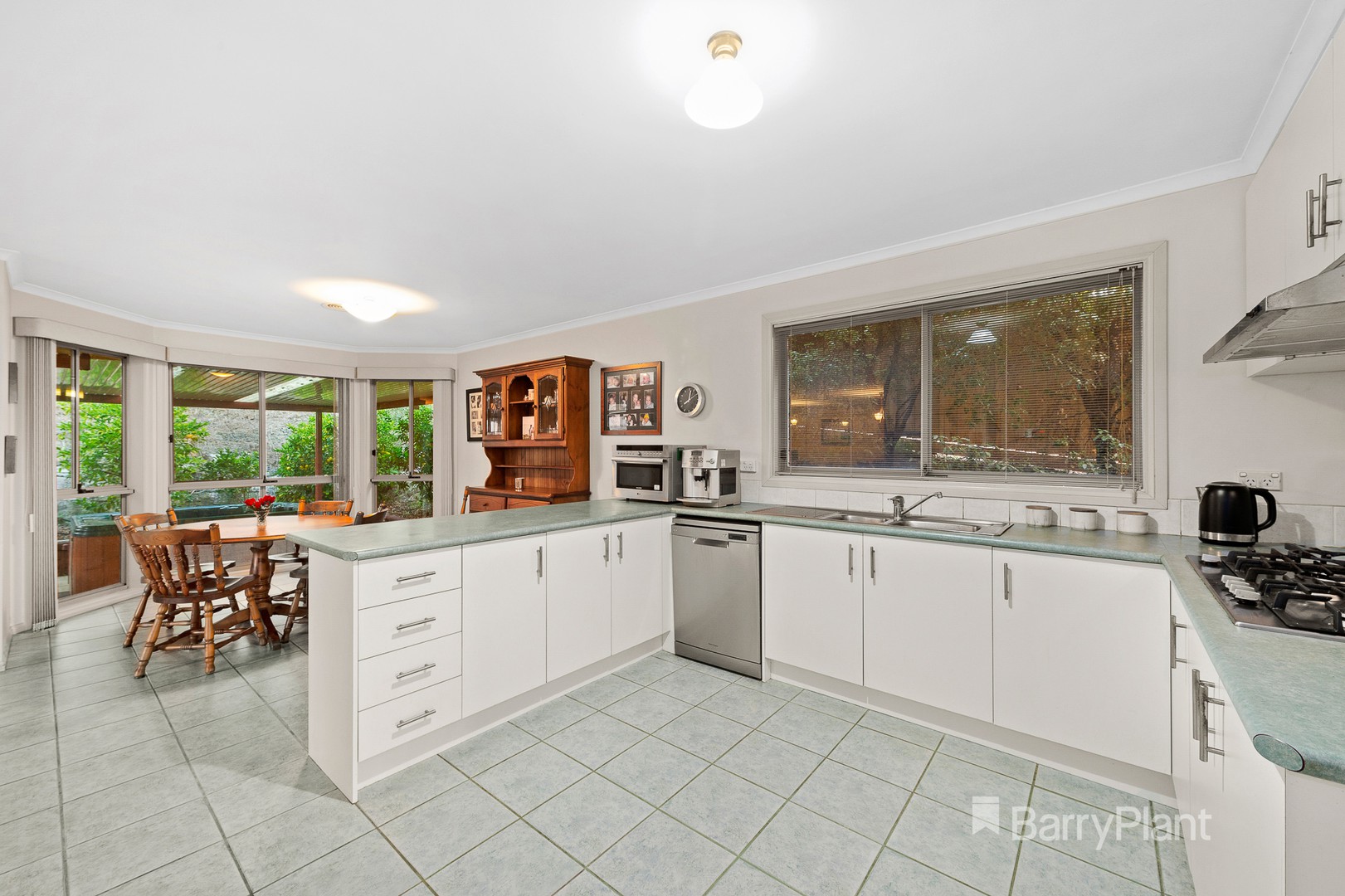 2 Maldon Place, Wattle Glen, VIC 3096, Wattle Glen - Thumbnail 3