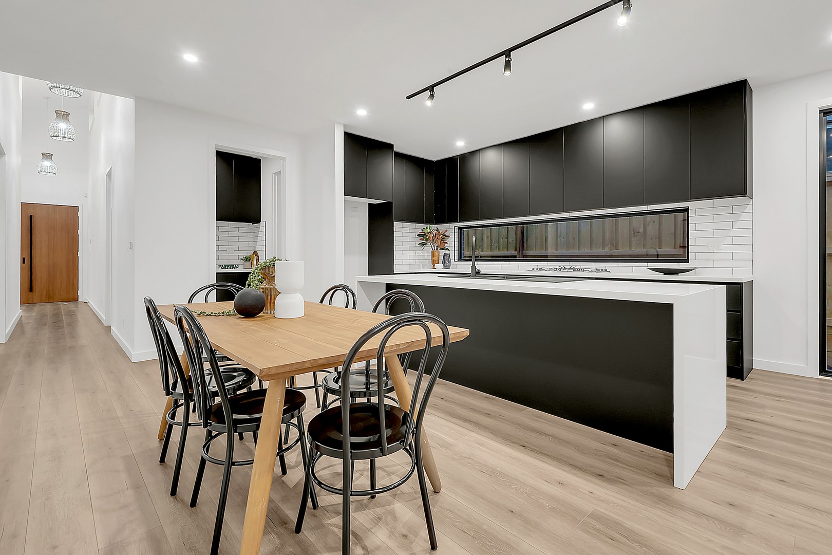 44 Lemonwood DriveGreenvale, VIC 3059, Greenvale - Thumbnail 3