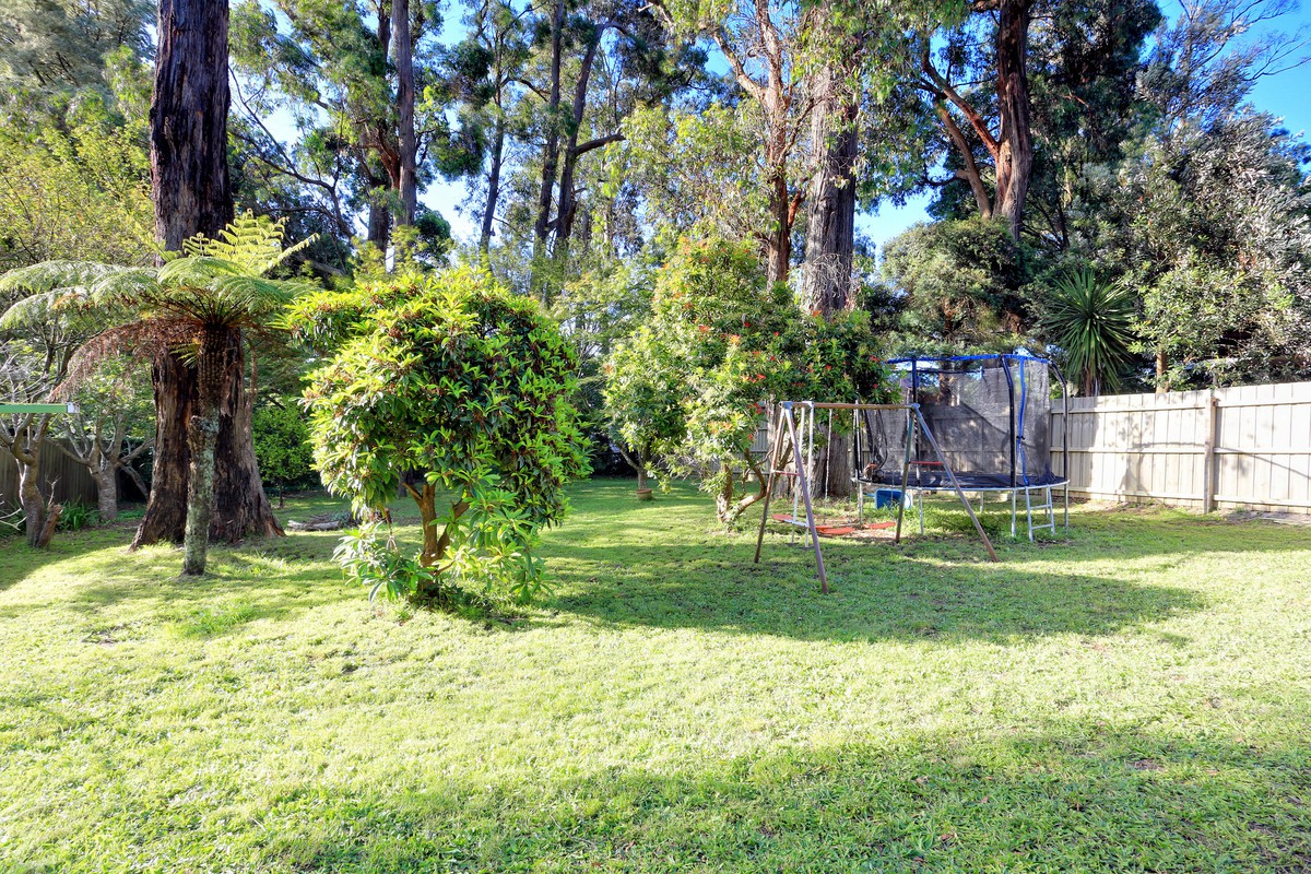 5 Kings Road, Emerald, VIC 3782 - Thumbnail 2 - 22/01/2021
