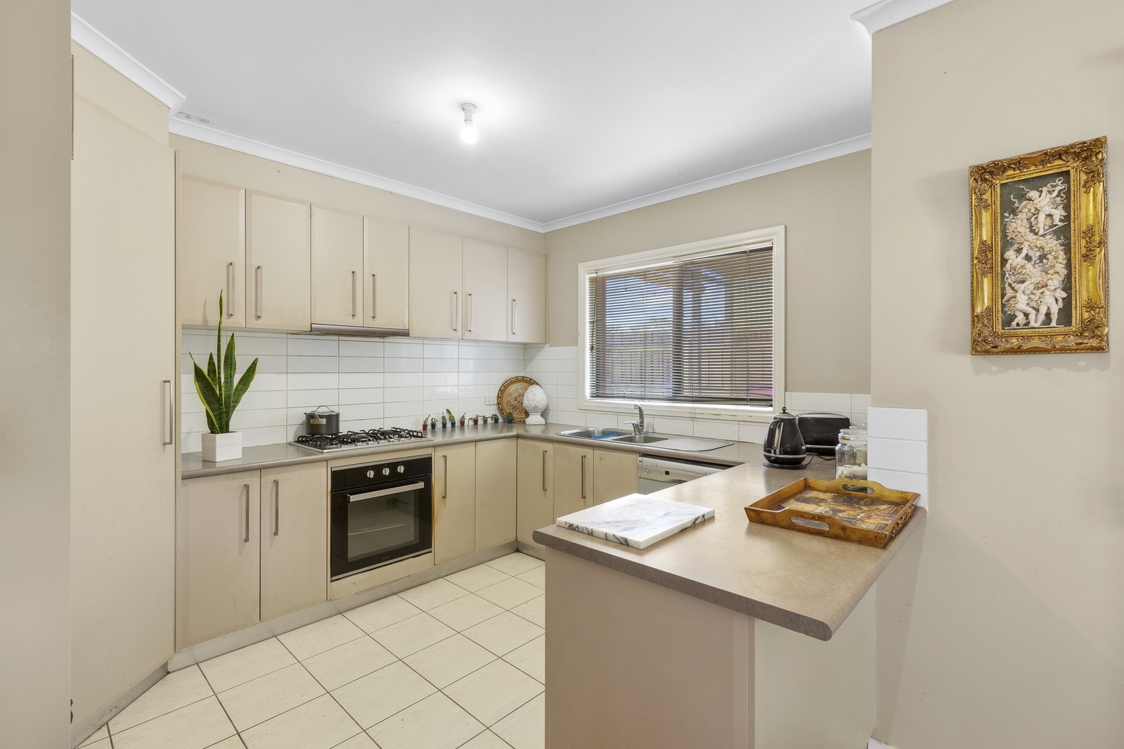 1/33 Carrington StreetSydenham, VIC 3037, Sydenham - Thumbnail 2