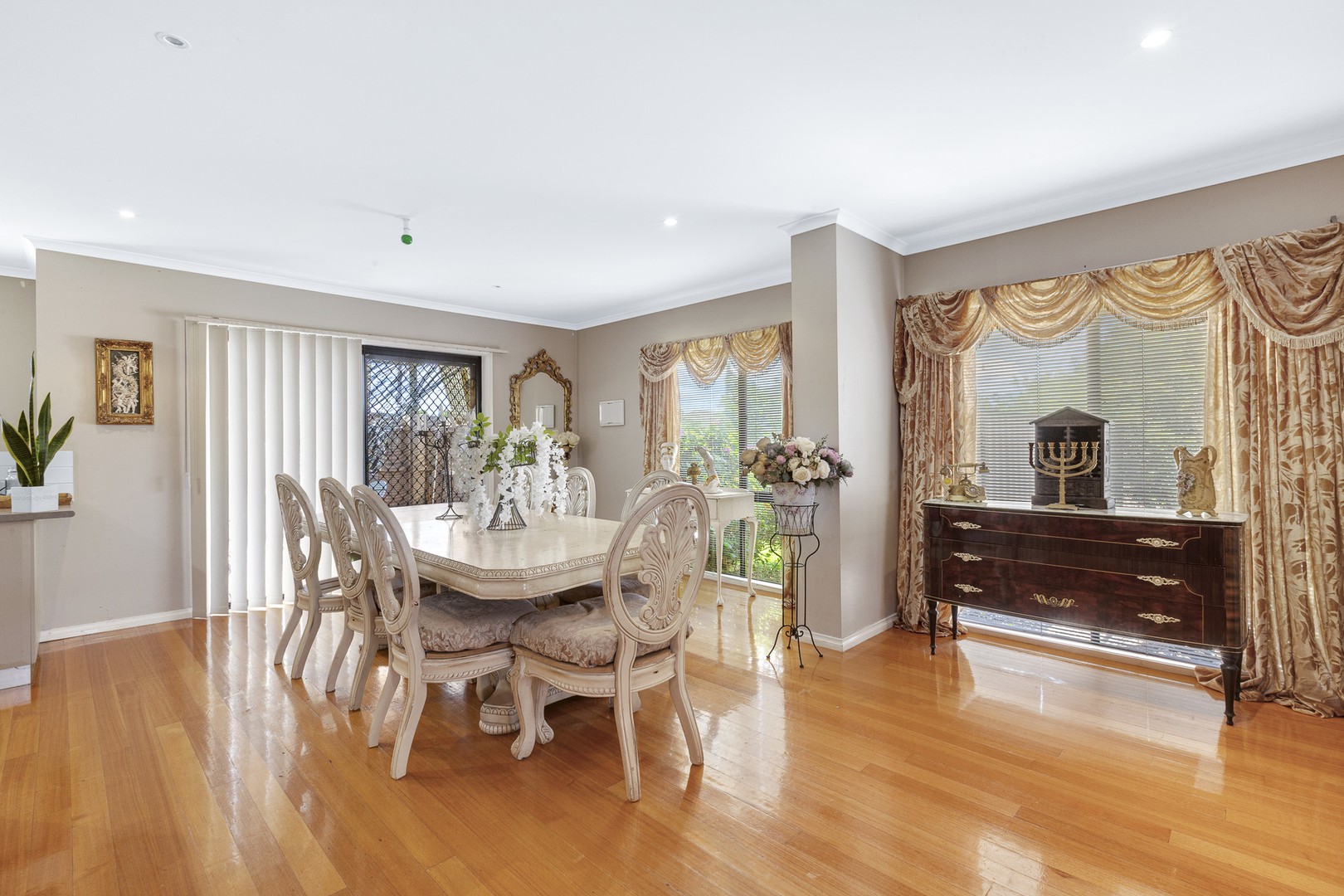 1/33 Carrington StreetSydenham, VIC 3037, Sydenham - Thumbnail 3
