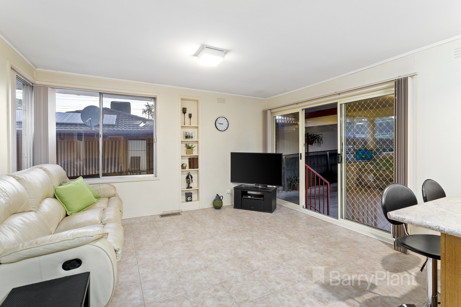30 Ledbury CrescentBundoora, VIC 3083, Bundoora - Thumbnail 5