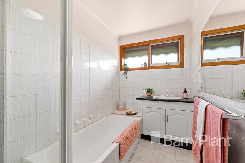 127 Centenary DriveMill Park, VIC 3082, Mill Park - Thumbnail 8