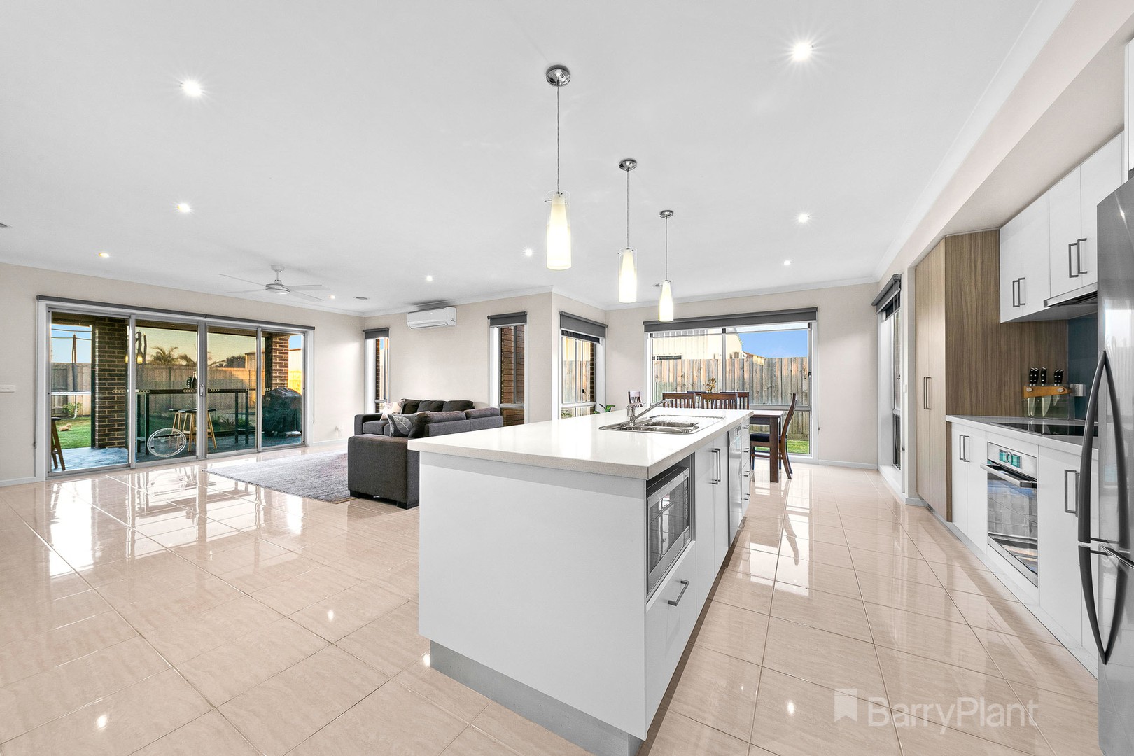 4 Quinny StreetKoo Wee Rup, VIC 3981, Koo Wee Rup - Thumbnail 2