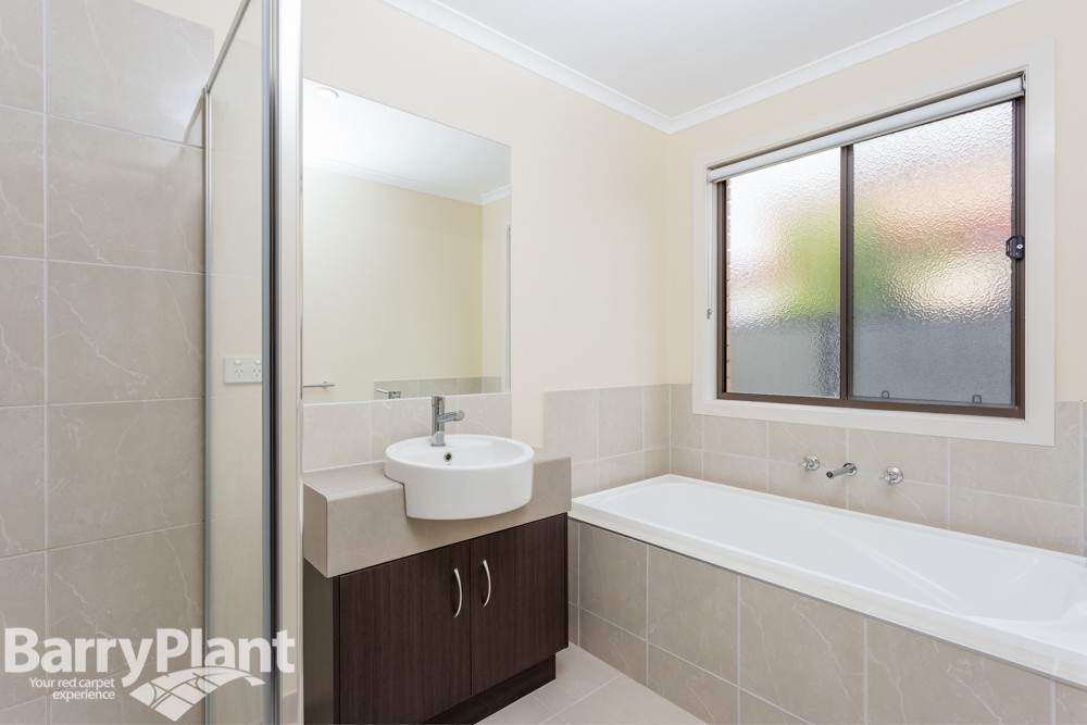 37 Kellerman Drive, Point Cook, VIC 3030, Point Cook - Thumbnail 7