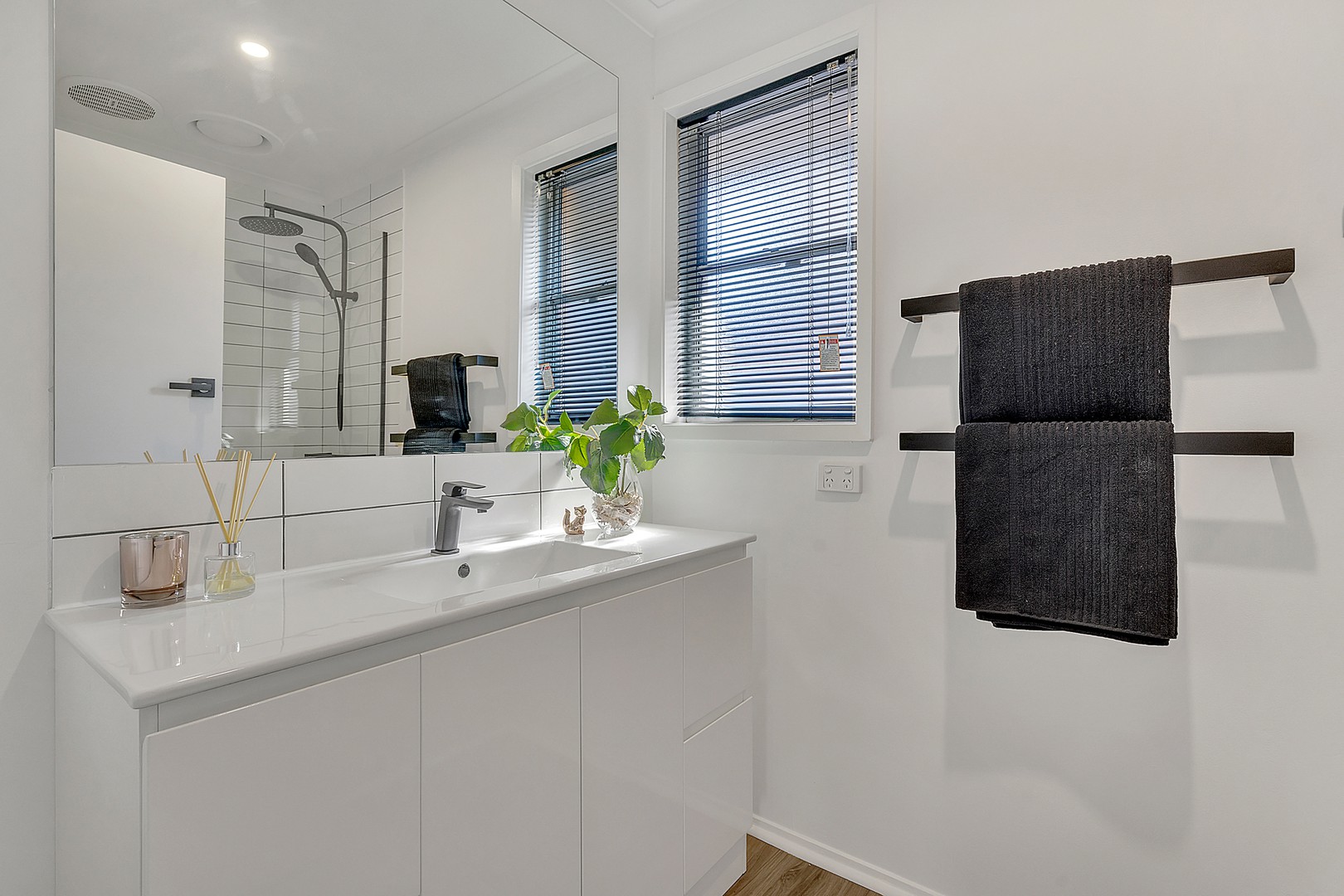 1/18 Storey RoadReservoir, VIC 3073, Reservoir - Thumbnail 8