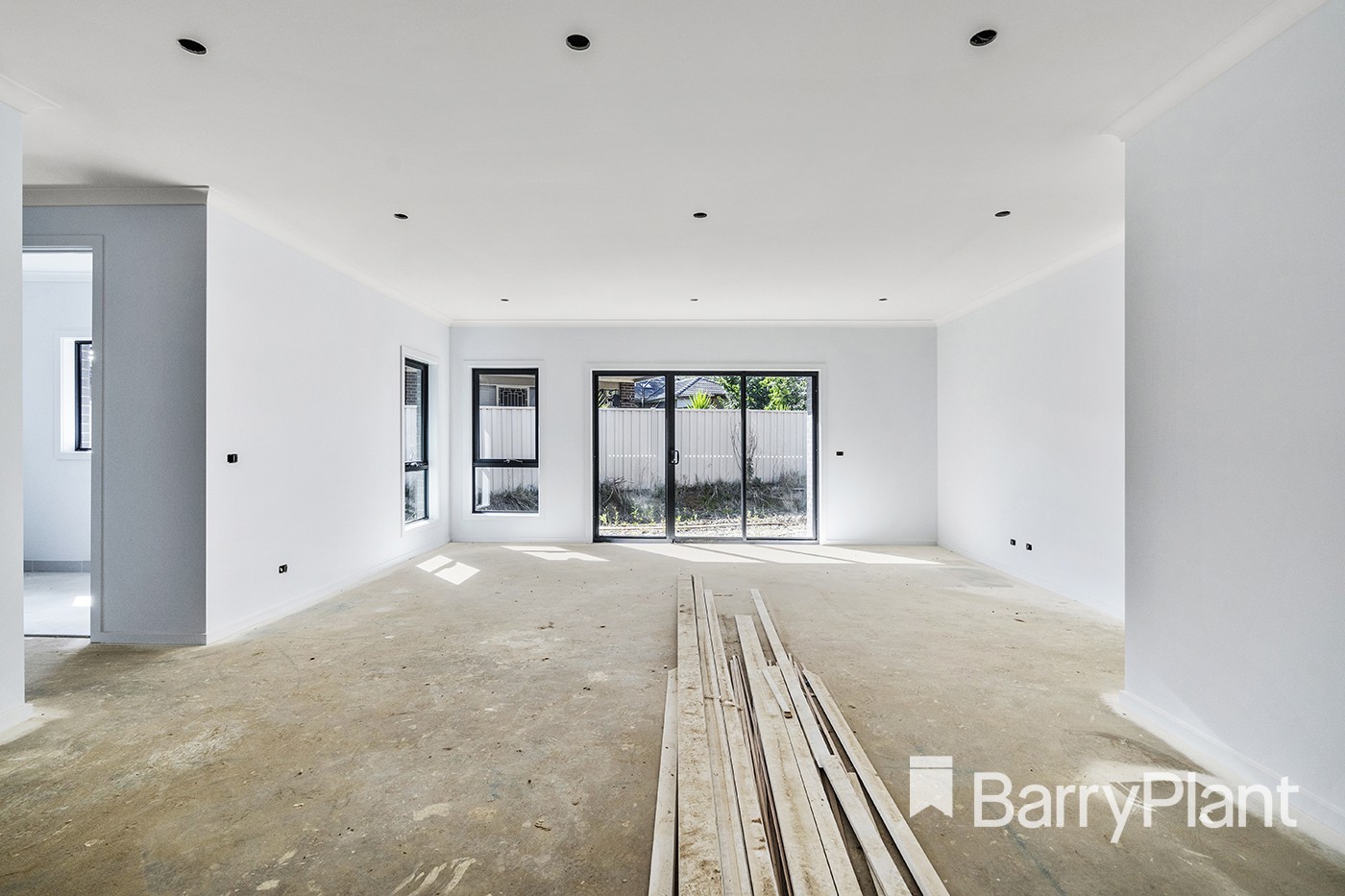 6/2-4 Arthur PlaceCroydon, VIC 3136, Croydon - Thumbnail 3