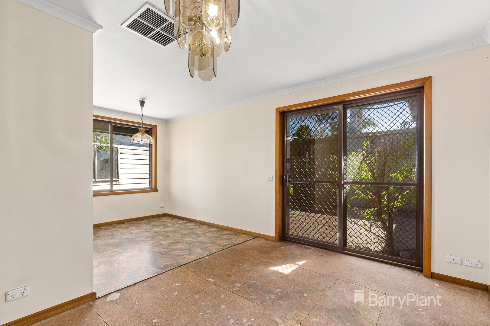 29 Wenden RoadMill Park, VIC 3082, Mill Park - Thumbnail 5