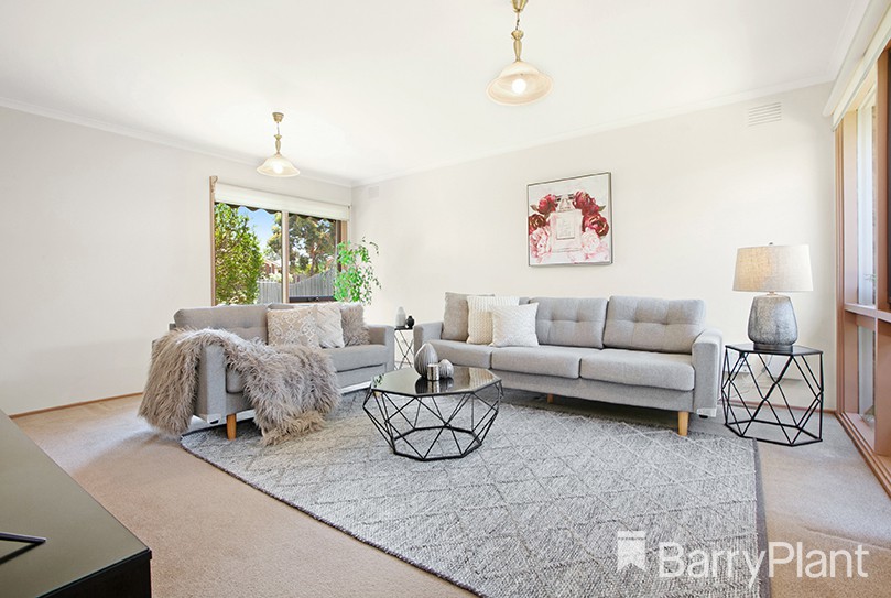 35 Roycroft AvenueMill Park, VIC 3082, Mill Park - Thumbnail 3