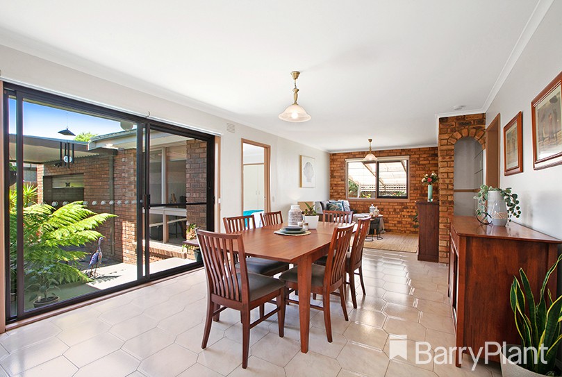 35 Roycroft AvenueMill Park, VIC 3082, Mill Park - Thumbnail 6