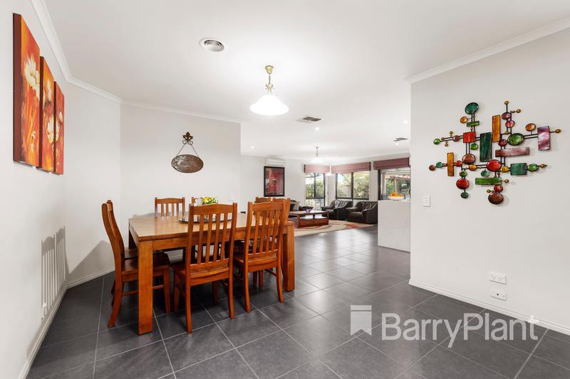 4 Petal CourtSouth Morang, VIC 3752, South Morang - Thumbnail 4
