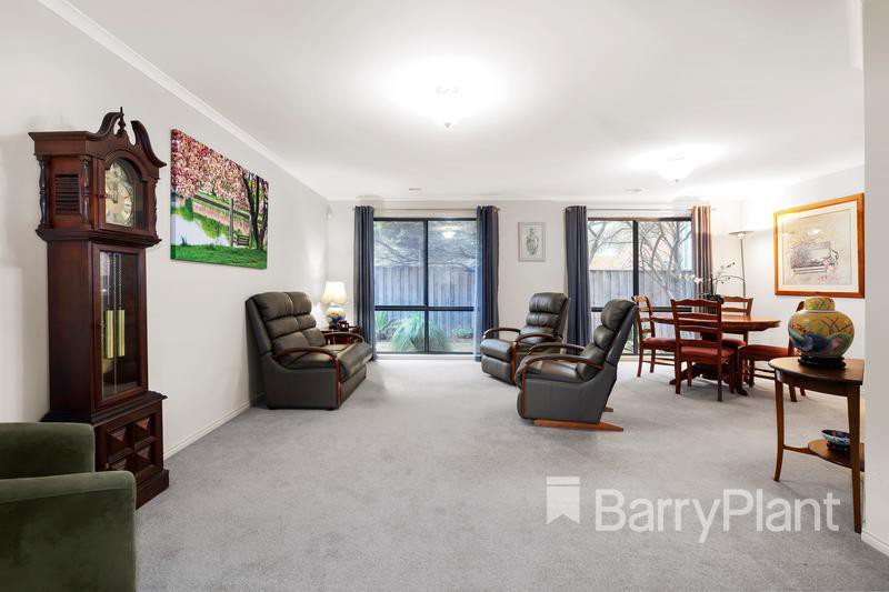 4 Petal CourtSouth Morang, VIC 3752, South Morang - Thumbnail 6
