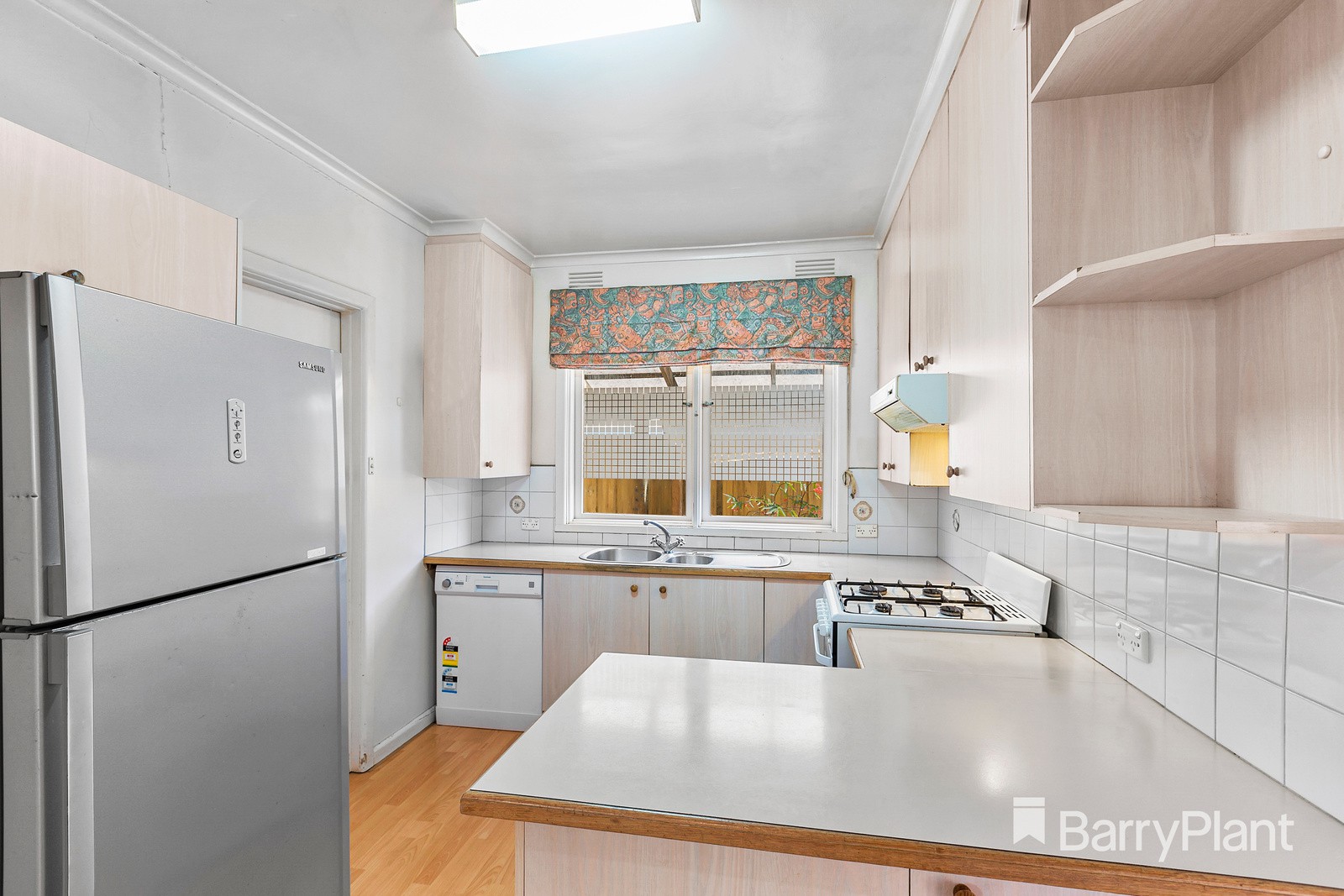 17 Monterey AvenueGlen Waverley, VIC 3150, Glen Waverley - Thumbnail 3