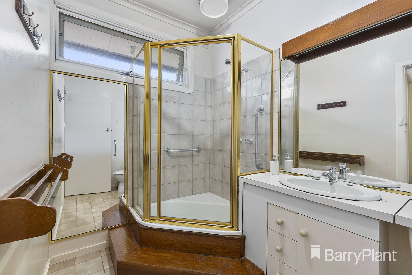 17 Monterey AvenueGlen Waverley, VIC 3150, Glen Waverley - Thumbnail 7