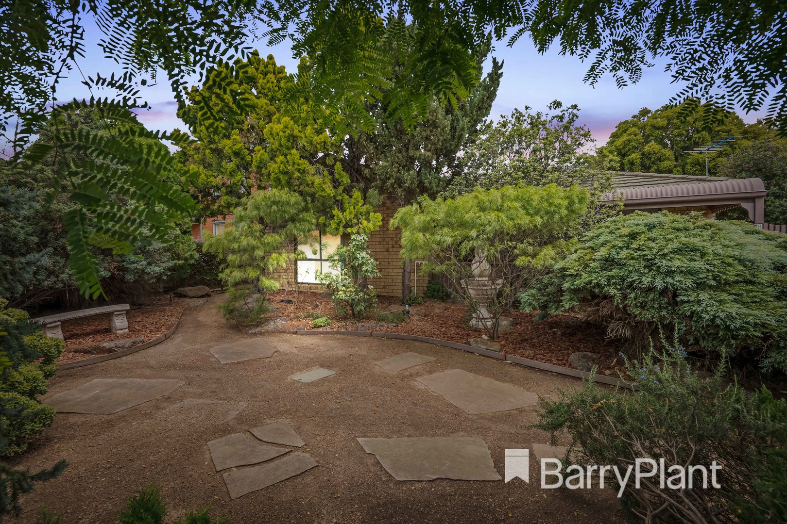 8 Gaudin CourtWerribee, VIC 3030, Werribee - Thumbnail 3