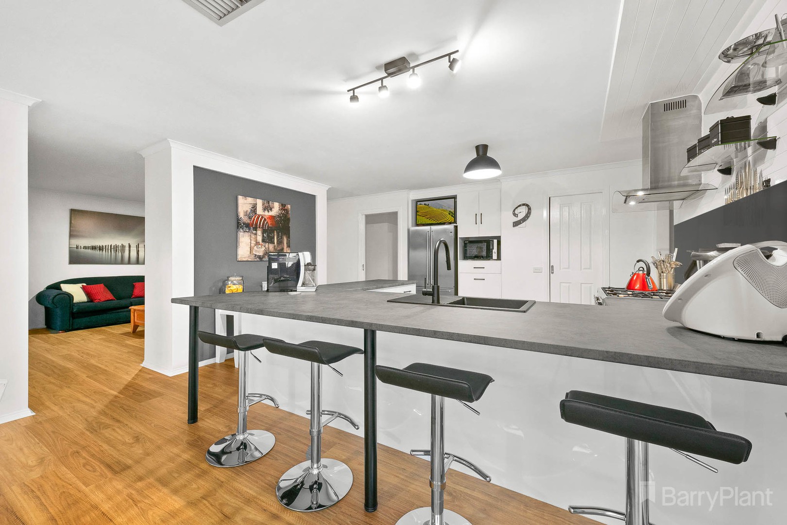 13 Aberdeen HeightsPakenham, VIC 3810, Pakenham - Thumbnail 4