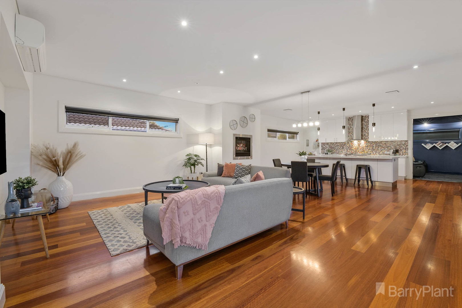 55 Henry Lawson DrivePakenham, VIC 3810, Pakenham - Thumbnail 6