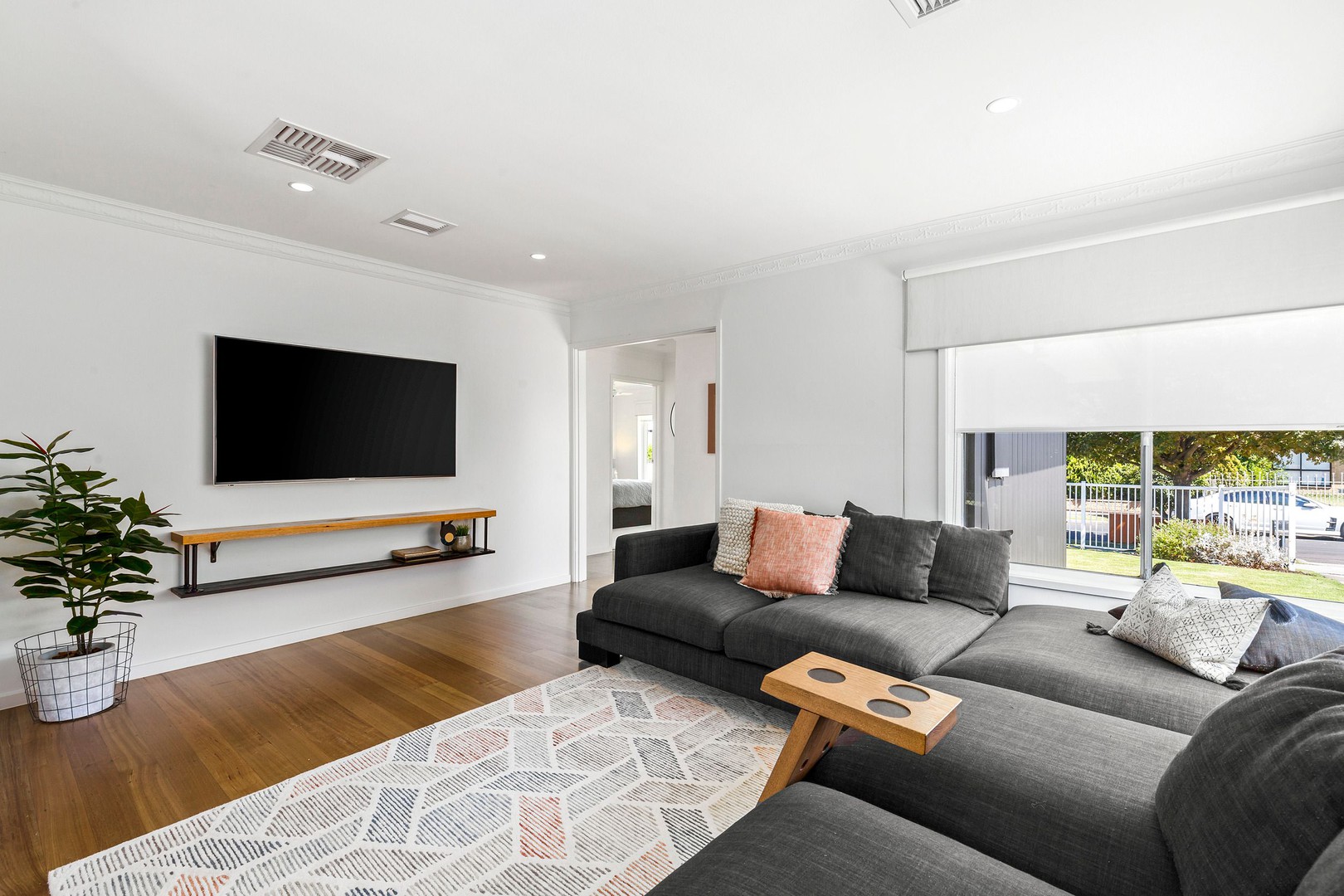 121 Sterling DriveKeilor East, VIC 3033, Keilor East - Thumbnail 2