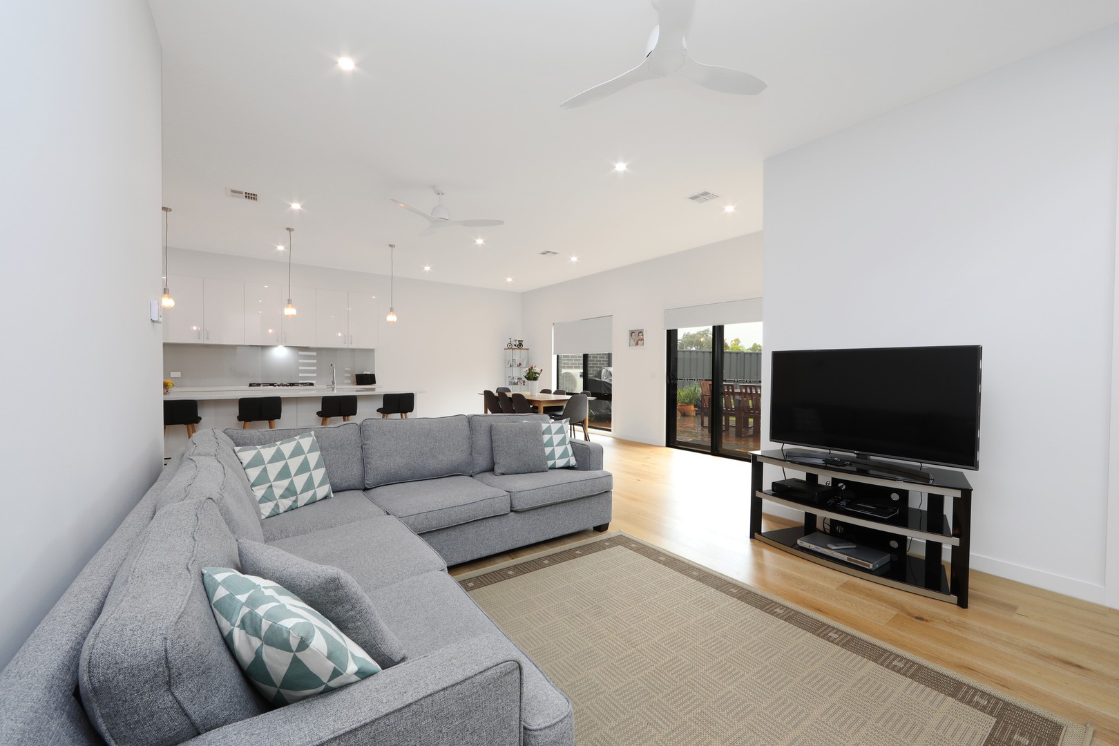 13 Blake CourtScoresby, VIC 3179, Scoresby - Thumbnail 8