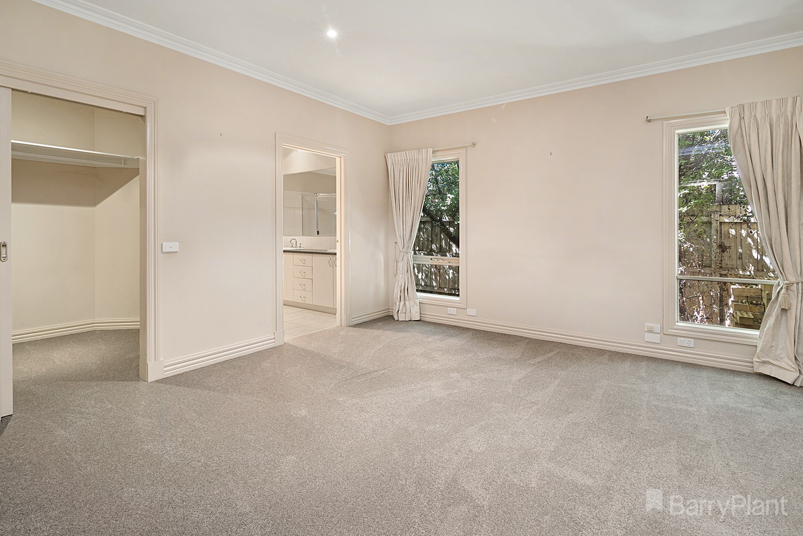 9 Treefern DriveSunbury, VIC 3429, Sunbury - Thumbnail 5