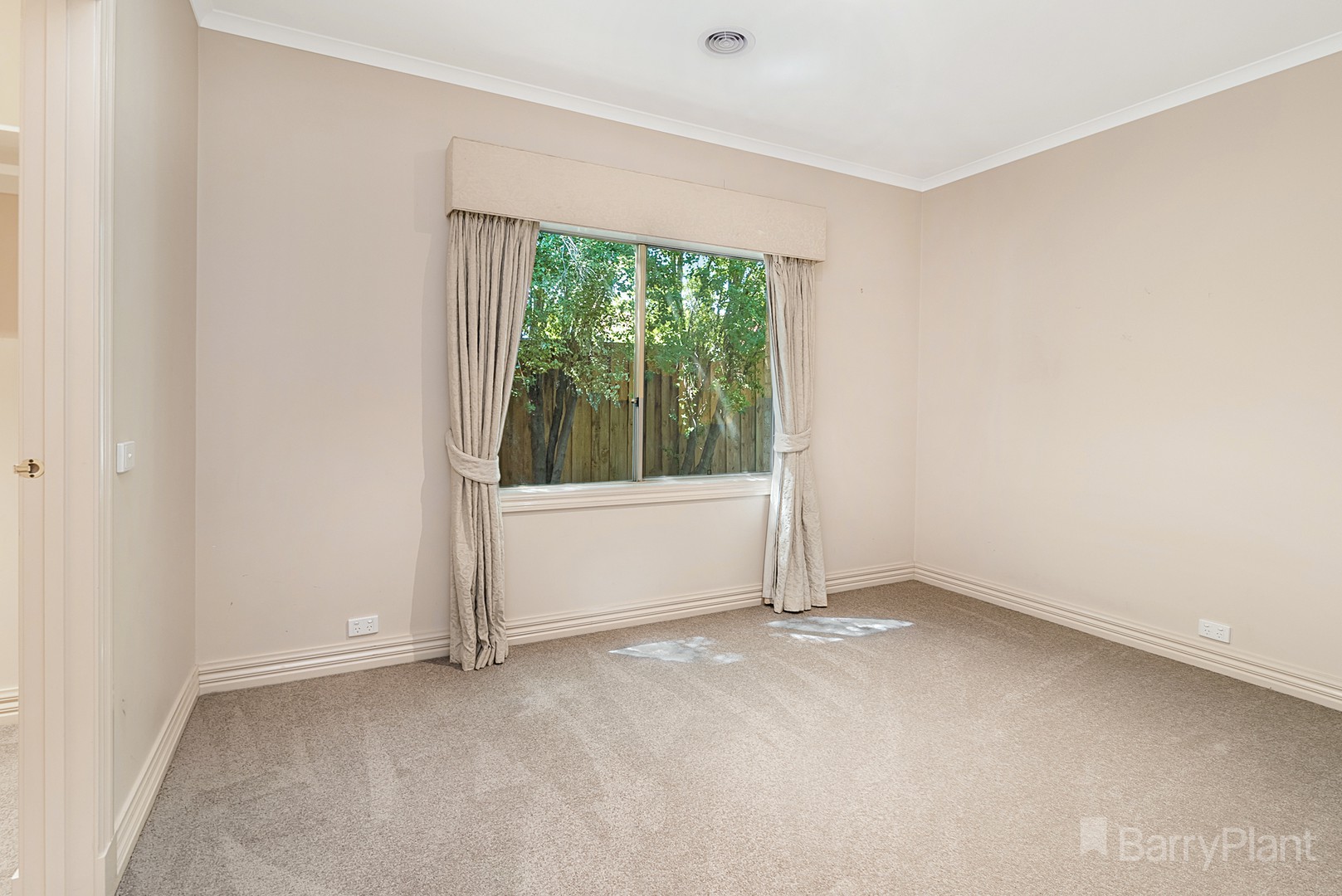 9 Treefern DriveSunbury, VIC 3429, Sunbury - Thumbnail 7