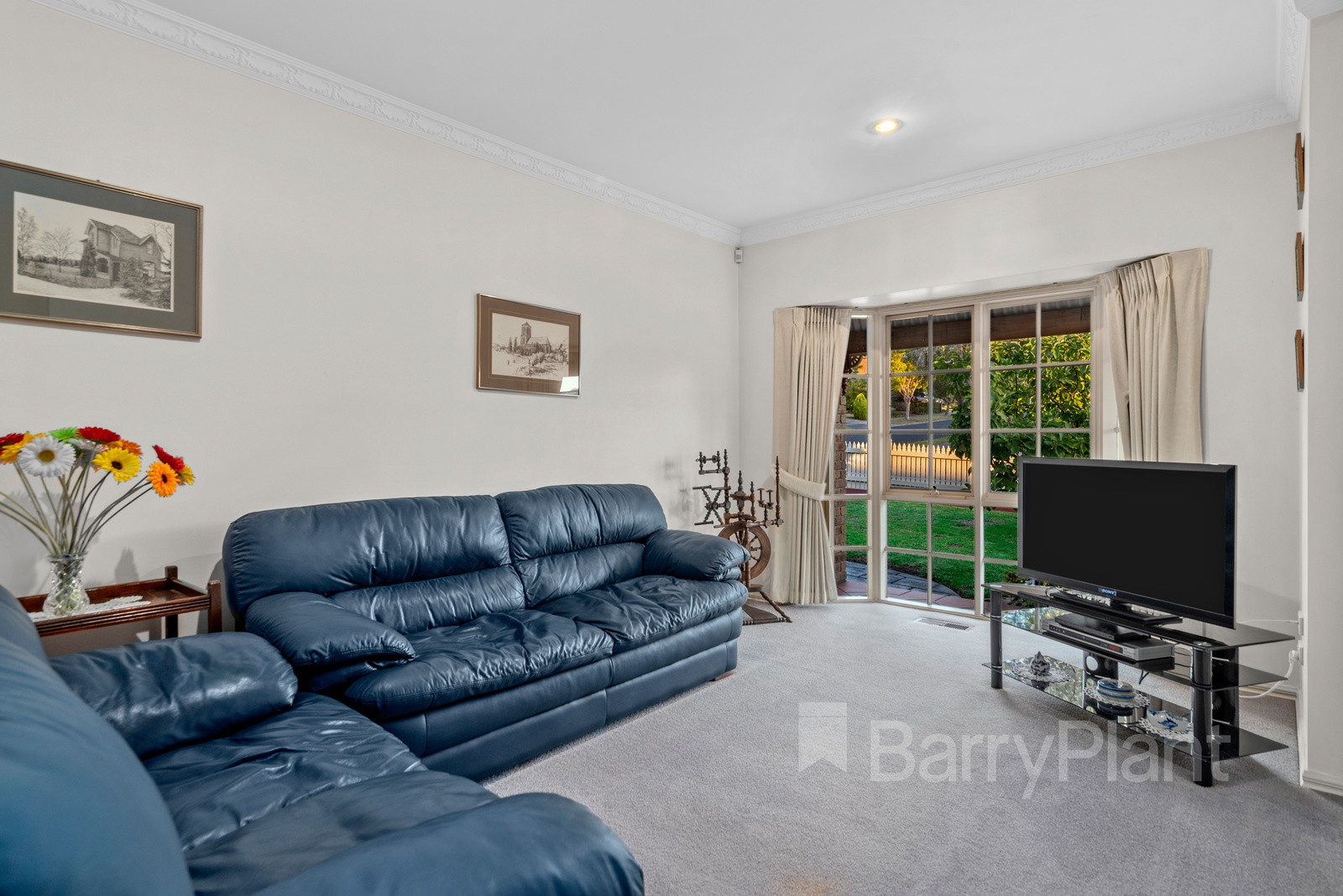 37 Freshfield Avenue, Wantirna, VIC 3152 - Thumbnail 2 - 28/01/2021