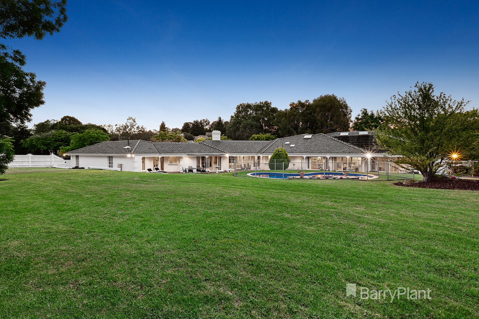 11 Merna Drive, Templestowe, VIC 3106 - Thumbnail 2 - 28/01/2021