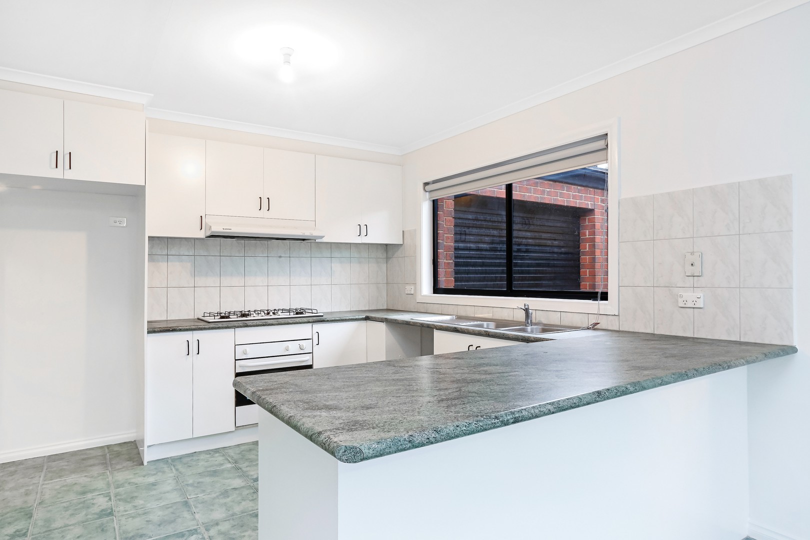 42 Wisla CircuitRoxburgh Park, VIC 3064, Roxburgh Park - Thumbnail 2