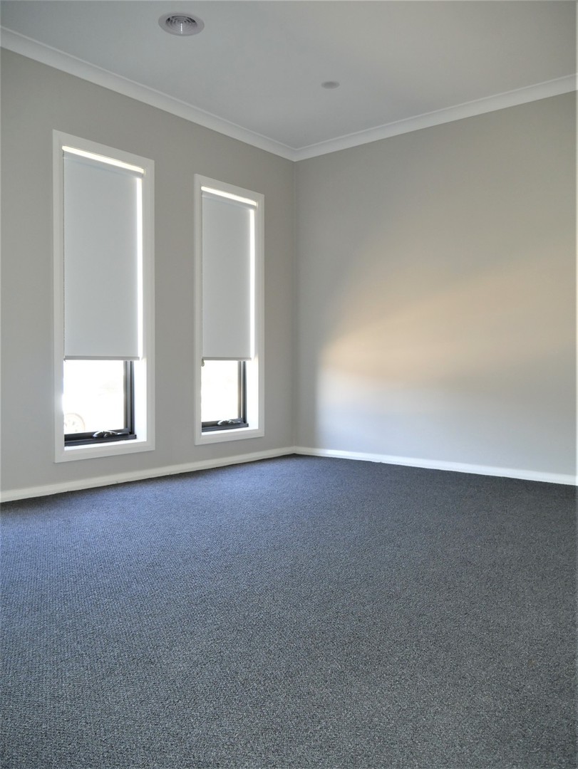 11 Chromite Circuit, Weir Views, VIC 3338 - Thumbnail 1 - 29/01/2021