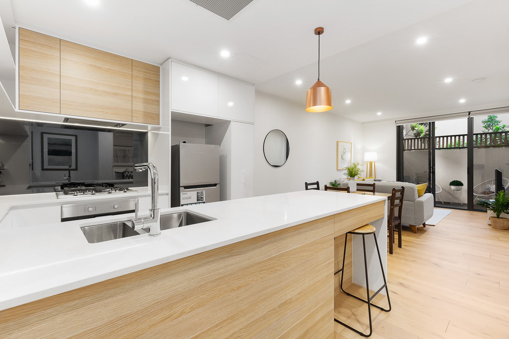 1/37 Churchill Street, Doncaster East, VIC 3109, Doncaster East - Thumbnail 2