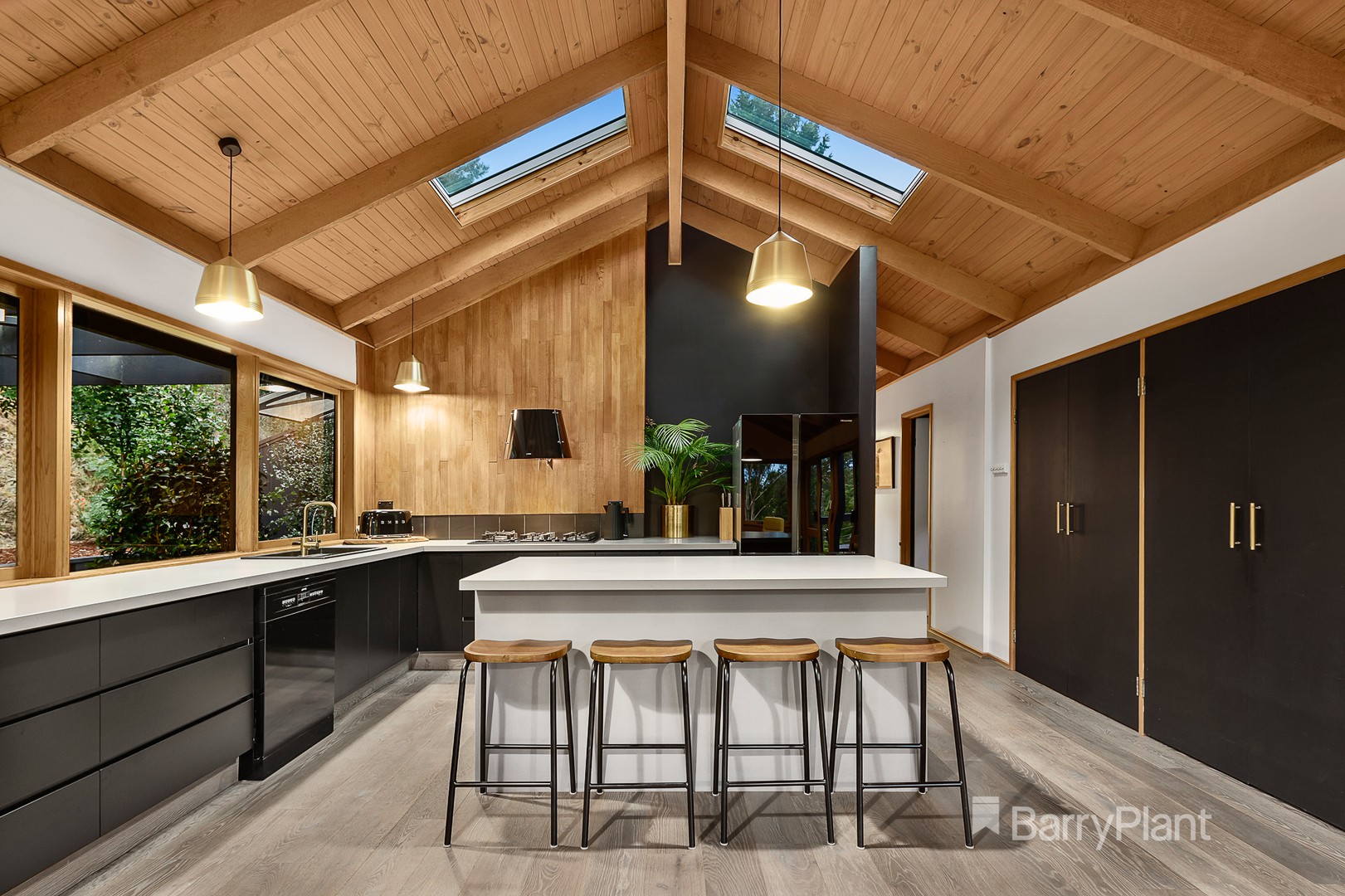 42-44 Ennismore Crescent, Park Orchards, VIC 3114, Park Orchards - Thumbnail 3