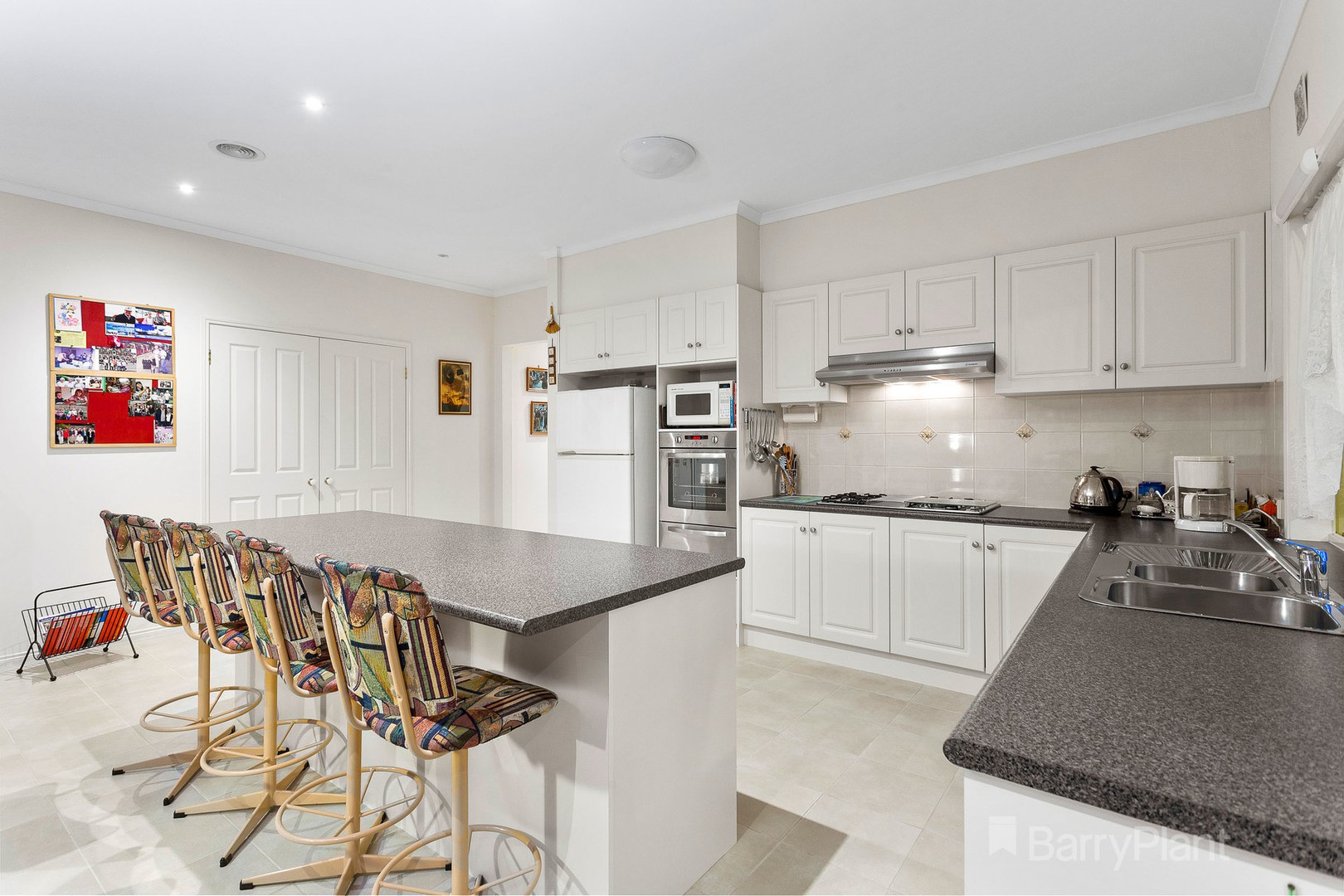 11 Riddel GrovePakenham, VIC 3810, Pakenham - Thumbnail 2
