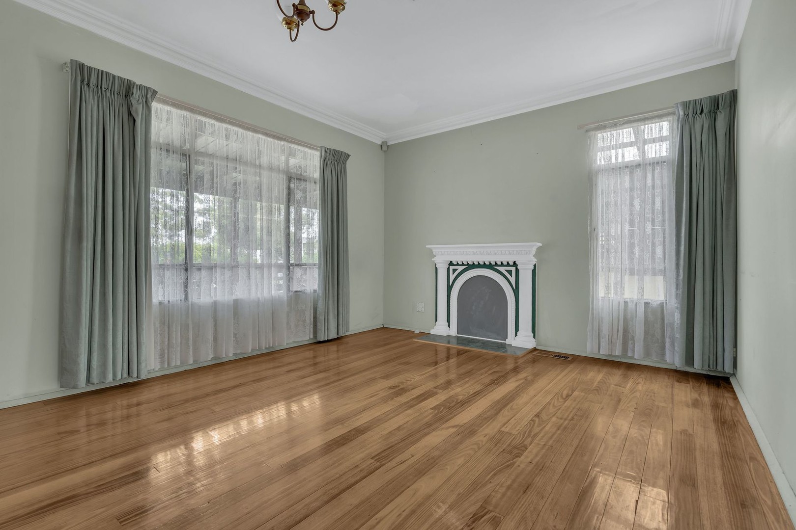 13 Crevelli StreetReservoir, VIC 3073, Reservoir - Thumbnail 2