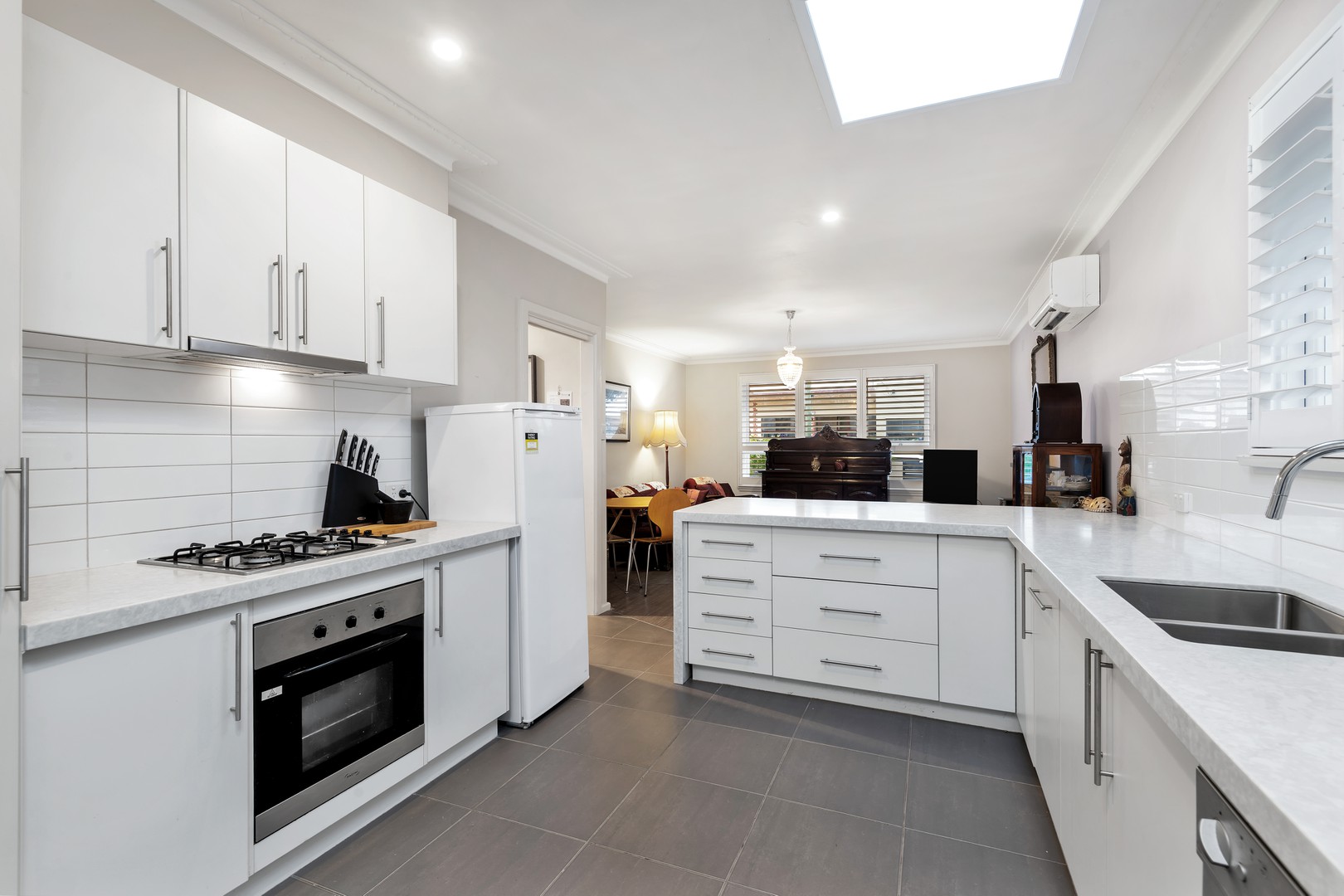28 Walsgott StreetNorth Geelong, VIC 3215, North Geelong - Thumbnail 2