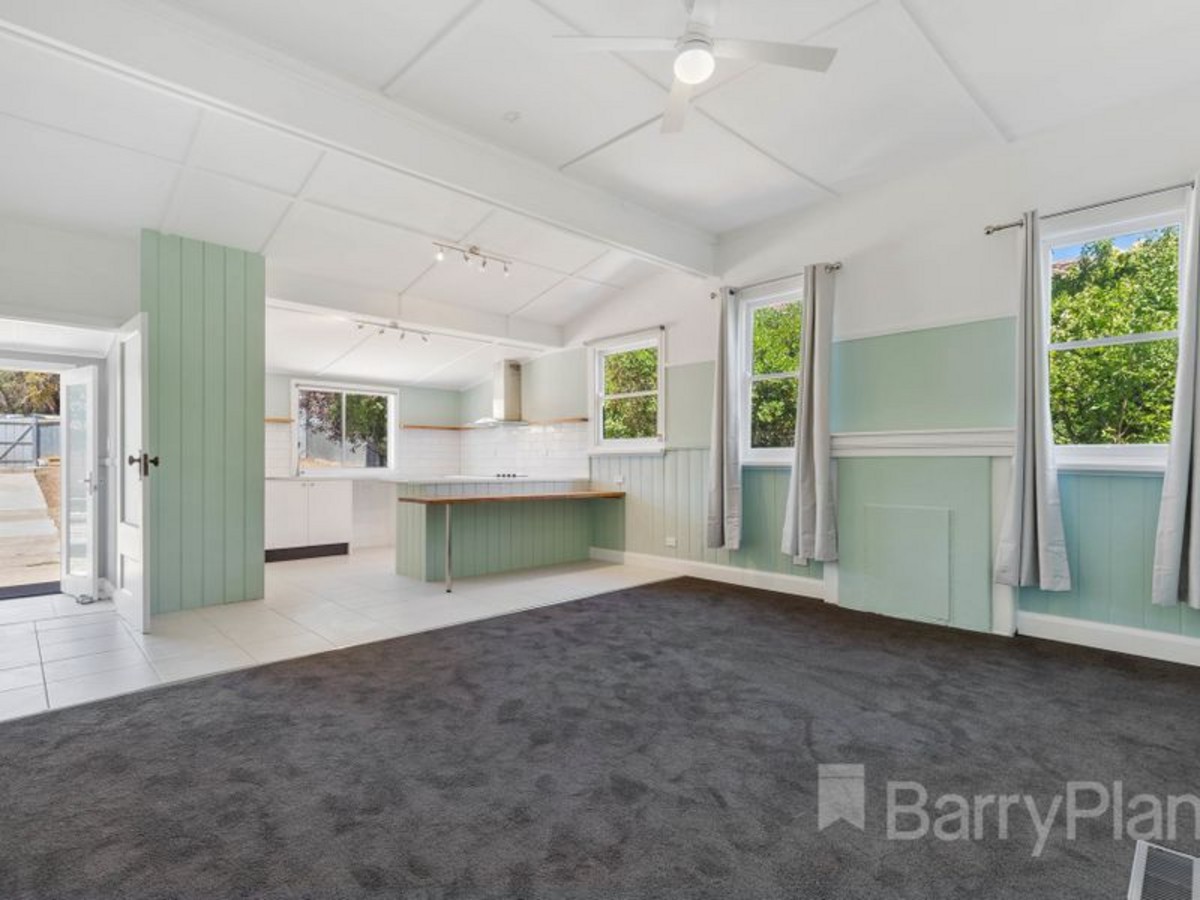 44 Sutton RoadMaryborough, VIC 3465, Maryborough - Thumbnail 2