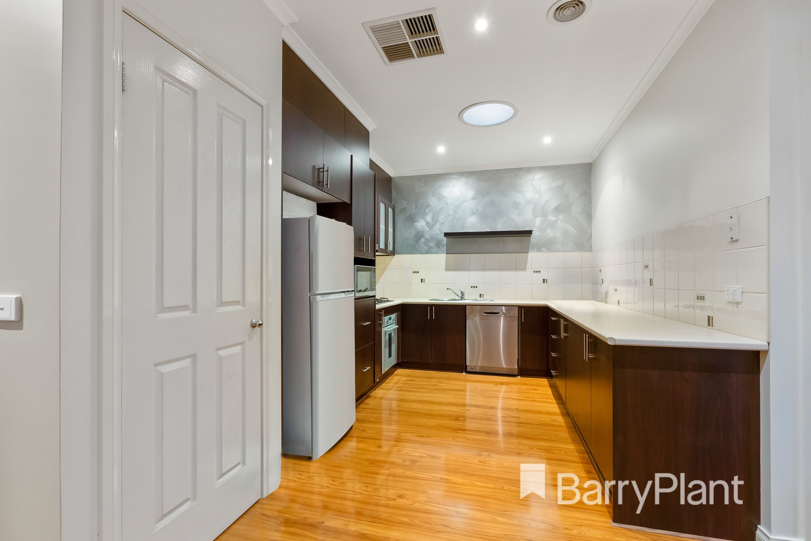 14A Lois StreetSt Albans, VIC 3021, St Albans - Thumbnail 3