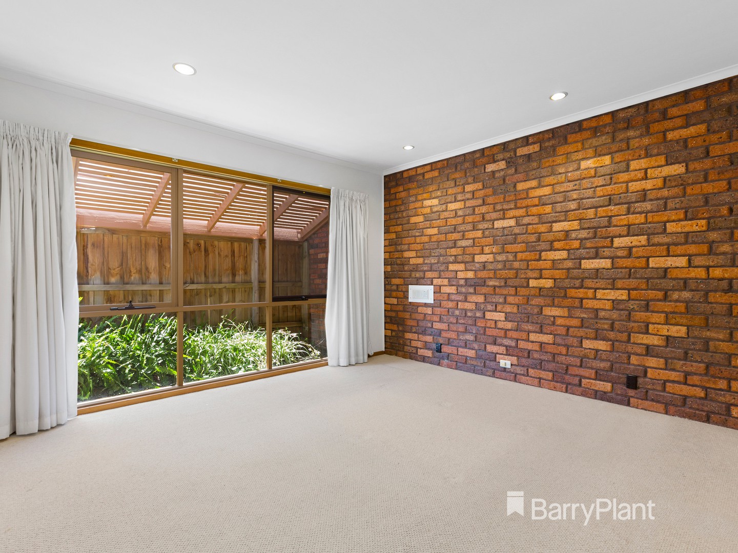 8 Larkin Court, Doncaster East, VIC 3109, Doncaster East - Thumbnail 4