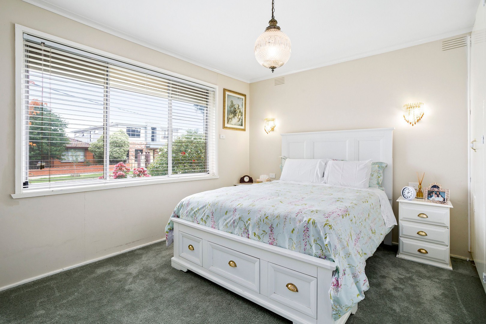 20 Cannes AvenueAvondale Heights, VIC 3034, Avondale Heights - Thumbnail 4