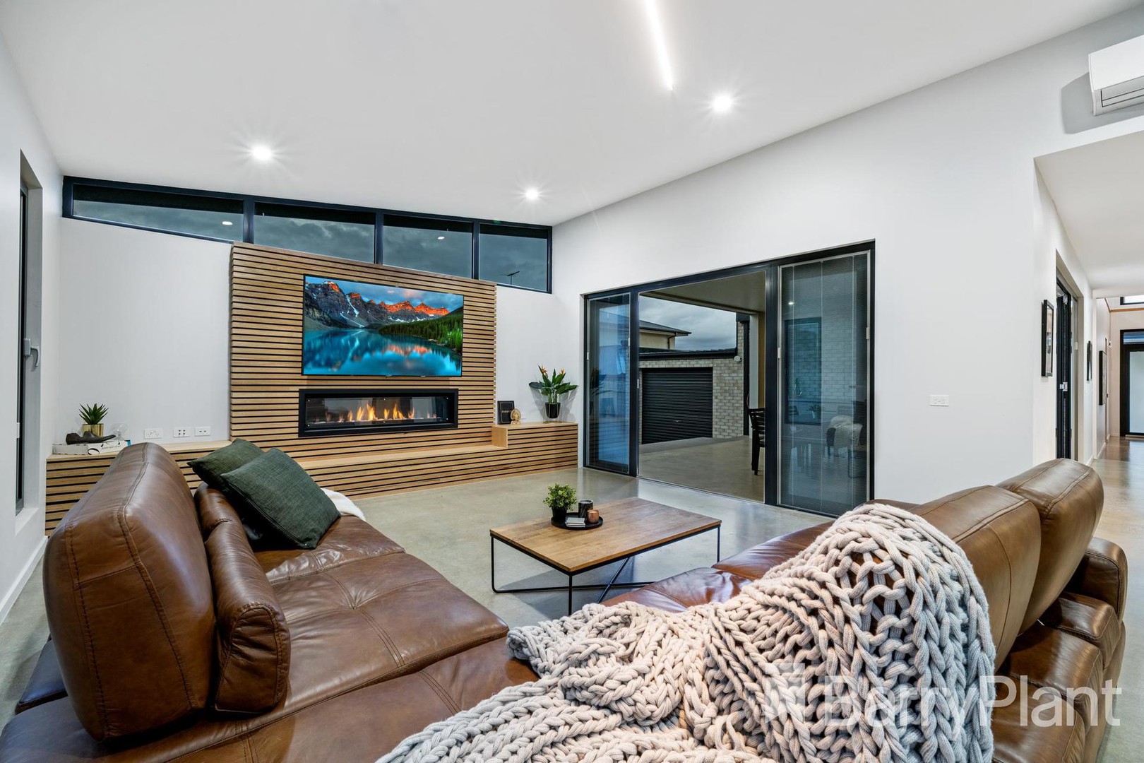 73 Highland WayHighton, VIC 3216, Highton - Thumbnail 2