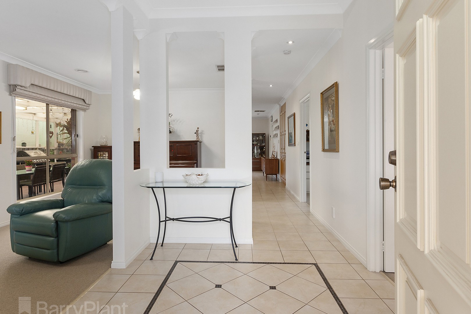 6 Sandstone AvenueSeabrook, VIC 3028, Seabrook - Thumbnail 2
