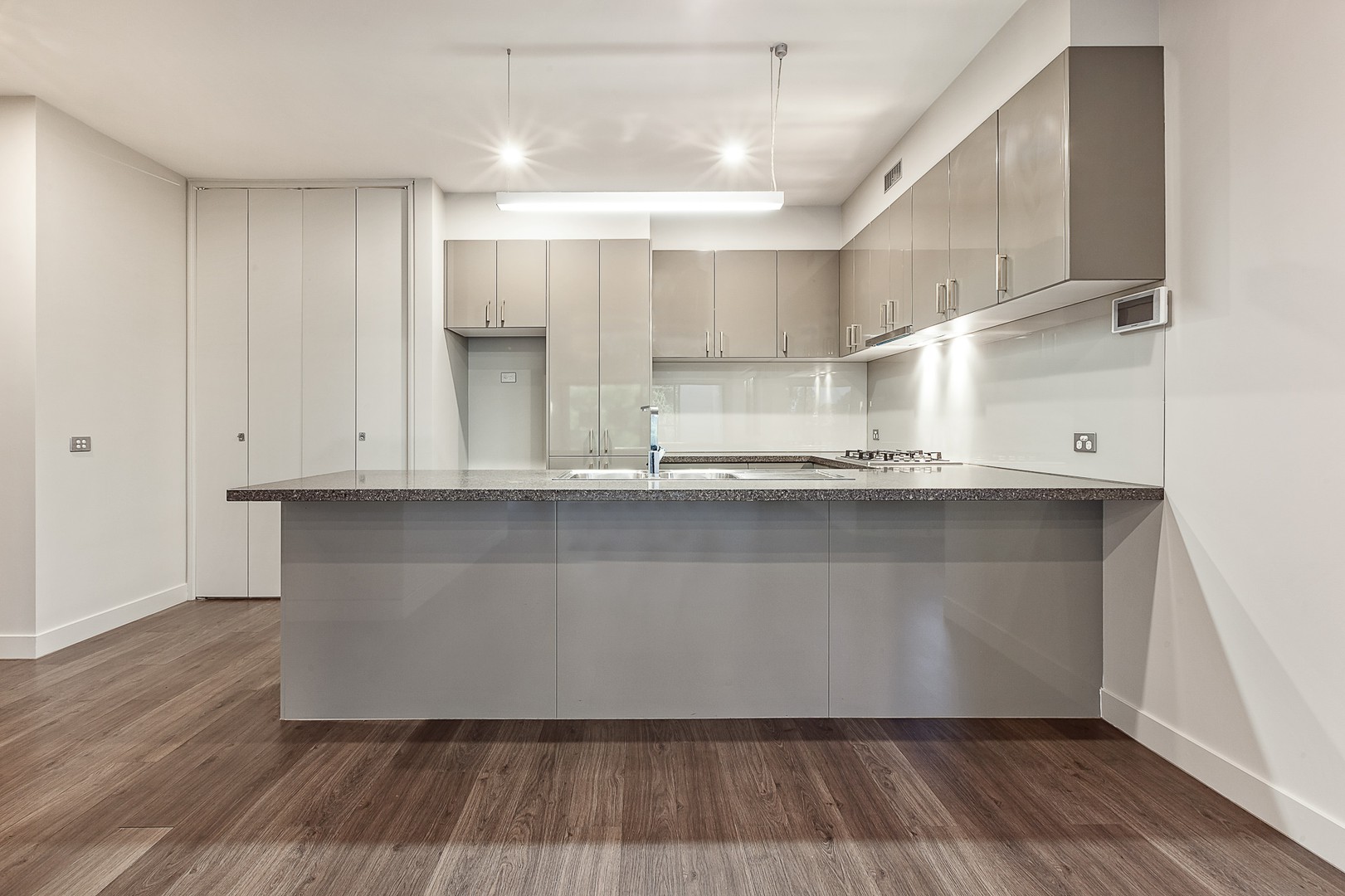 6/8 George Street, Doncaster East, VIC 3109, Doncaster East - Thumbnail 2