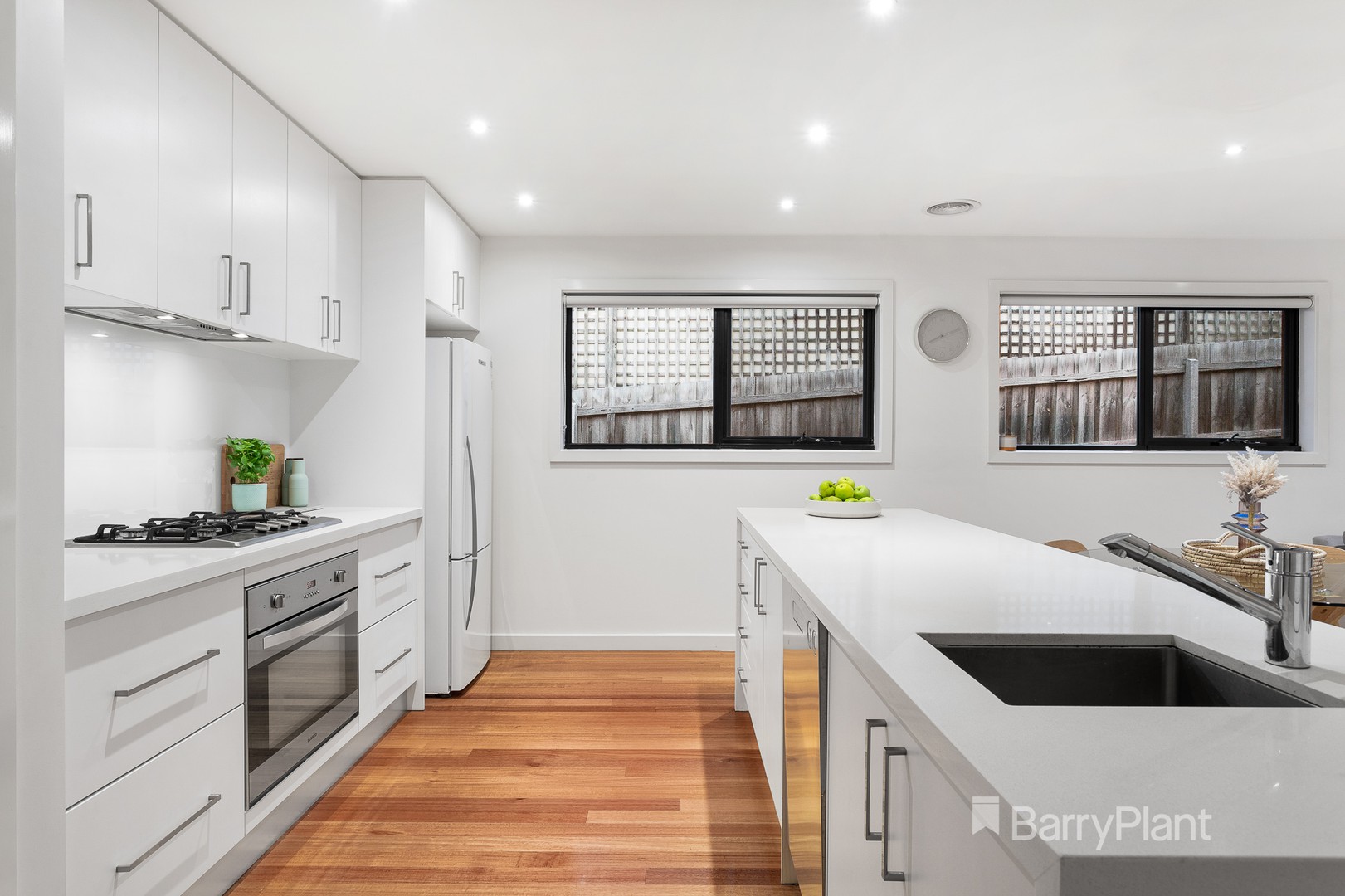 2/3 Shirley Court, Doncaster East, VIC 3109, Doncaster East - Thumbnail 4