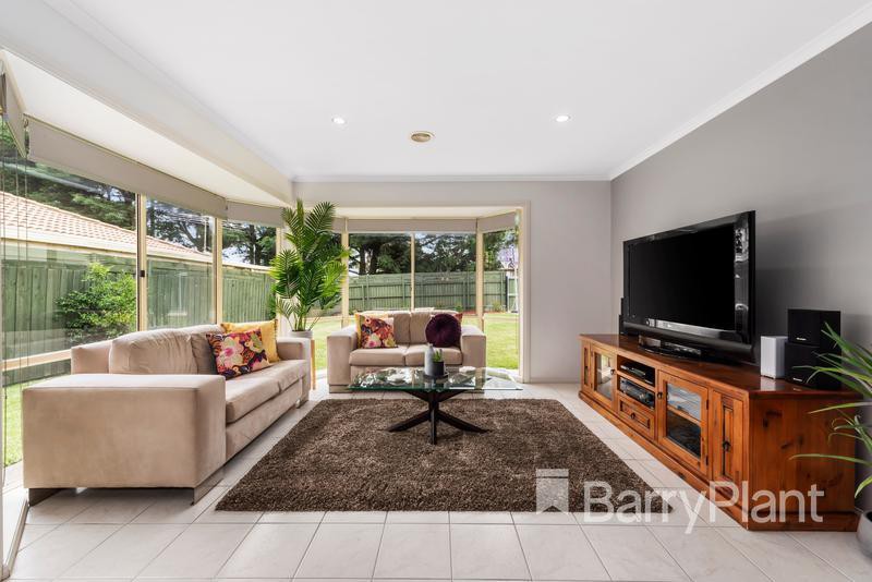16 Teatree DriveSouth Morang, VIC 3752, South Morang - Thumbnail 5