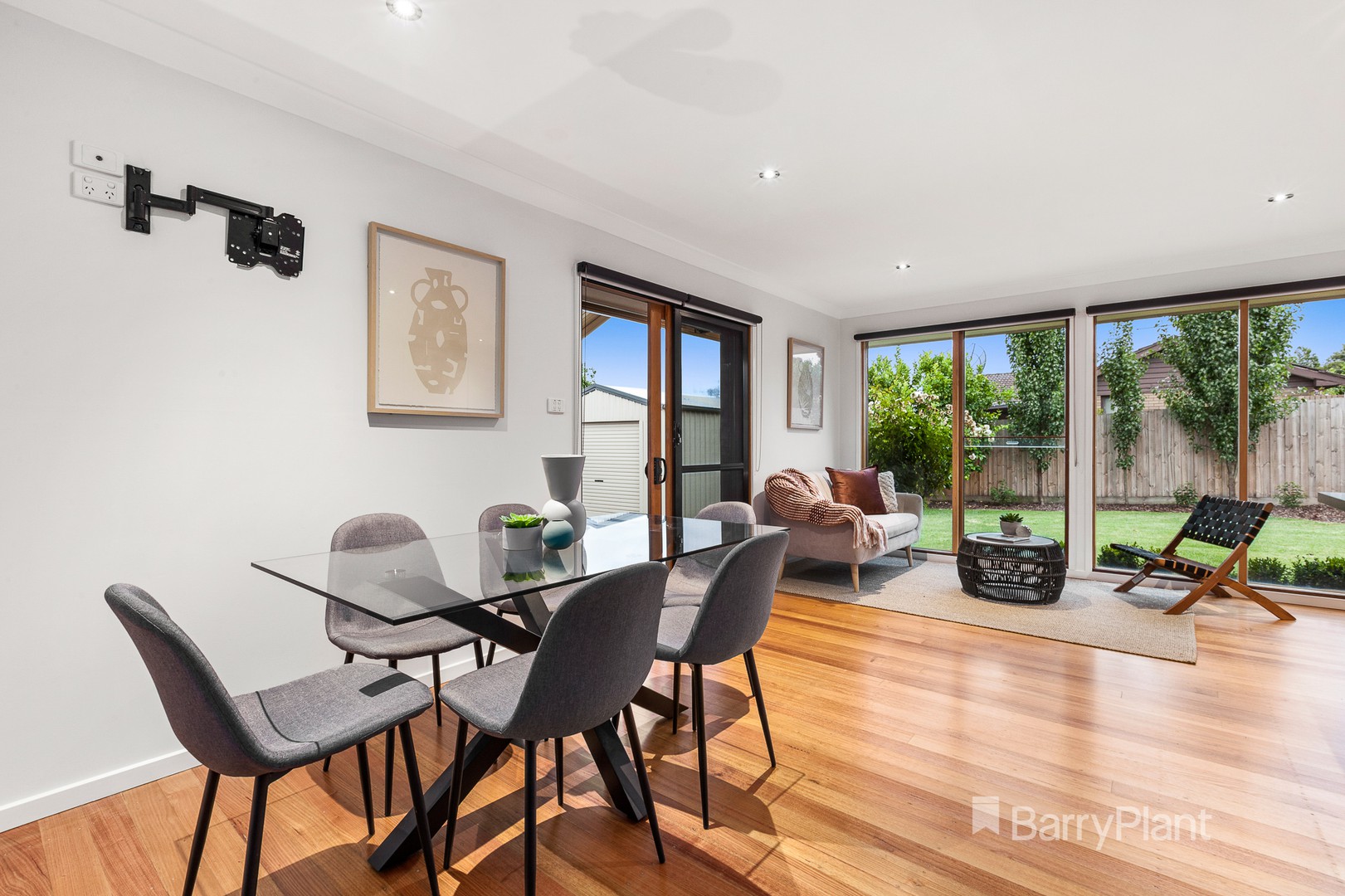 25 Aranga Crescent, Donvale, VIC 3111, Donvale - Thumbnail 3